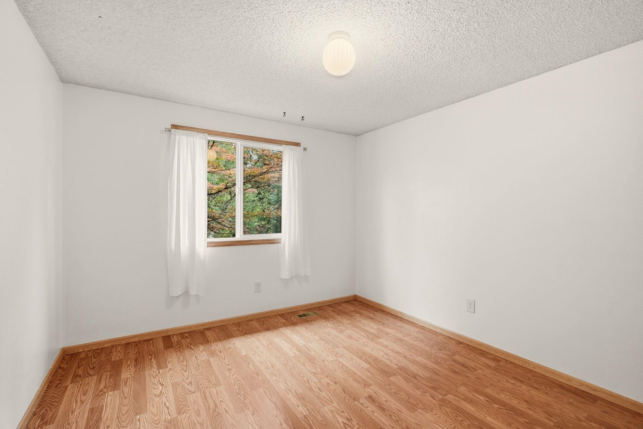 1612 E 49th Ave - Photo 20