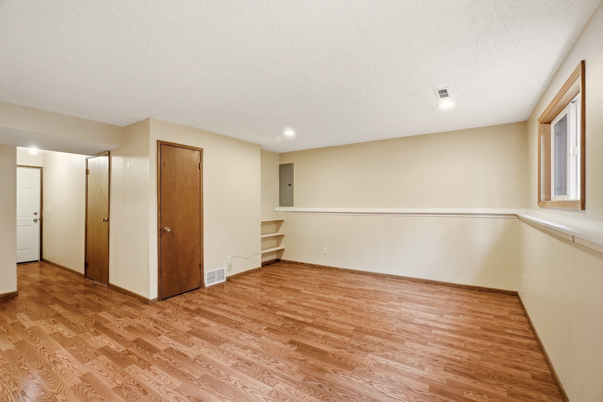 1612 E 49th Ave - Photo 22