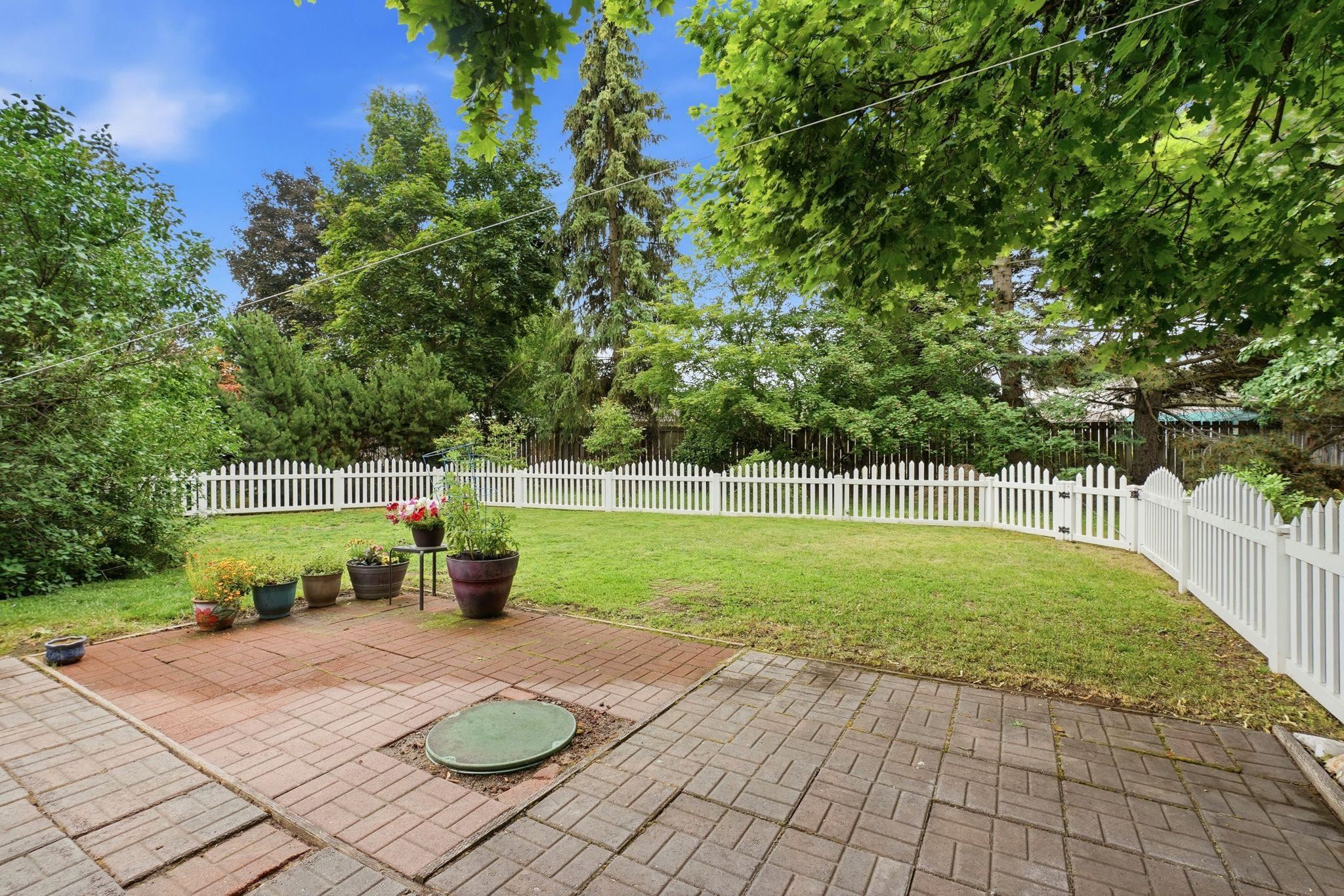 1612 E 49th Ave - Photo 33