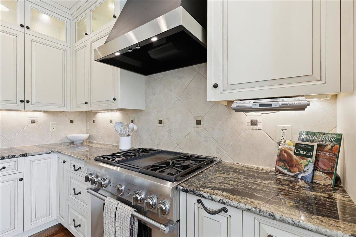 15923 N Woodcrest Ct - Photo 9