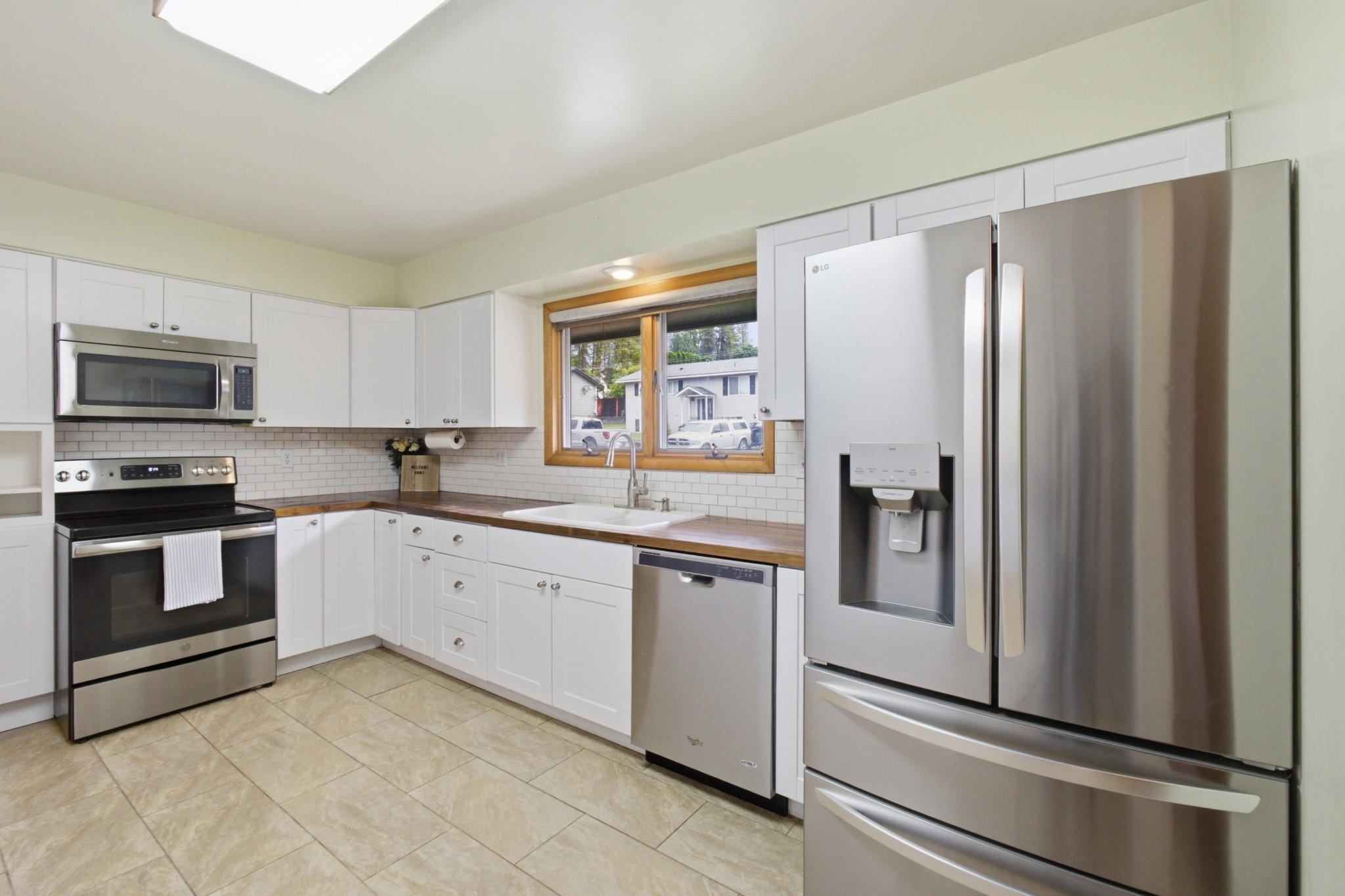 824 S Chester St - Photo 4