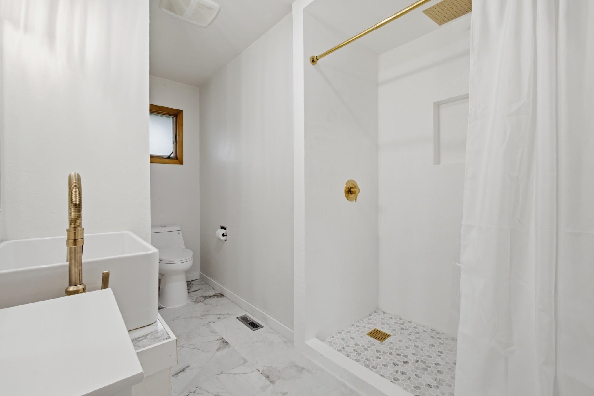 824 S Chester St - Photo 10