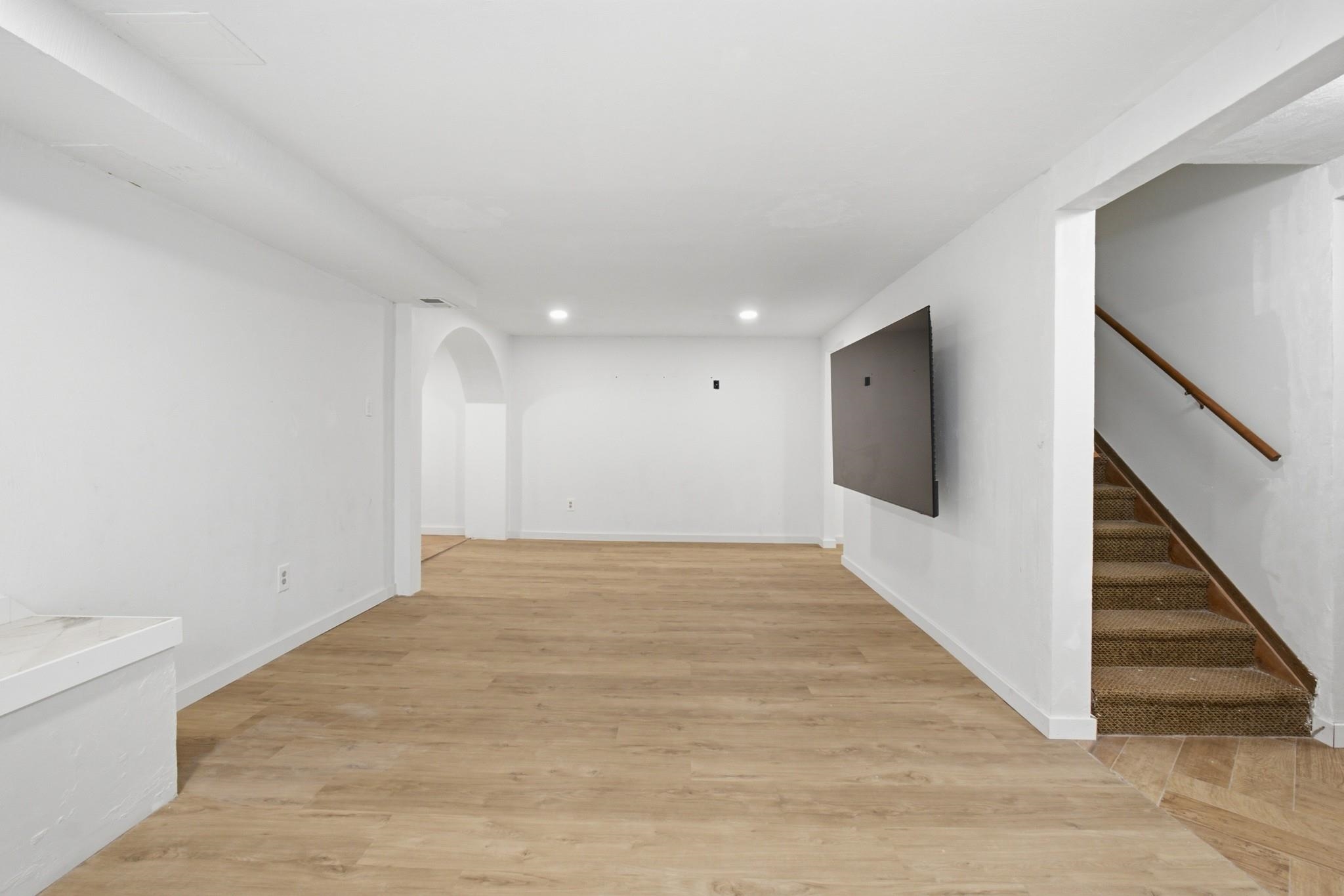 824 S Chester St - Photo 14