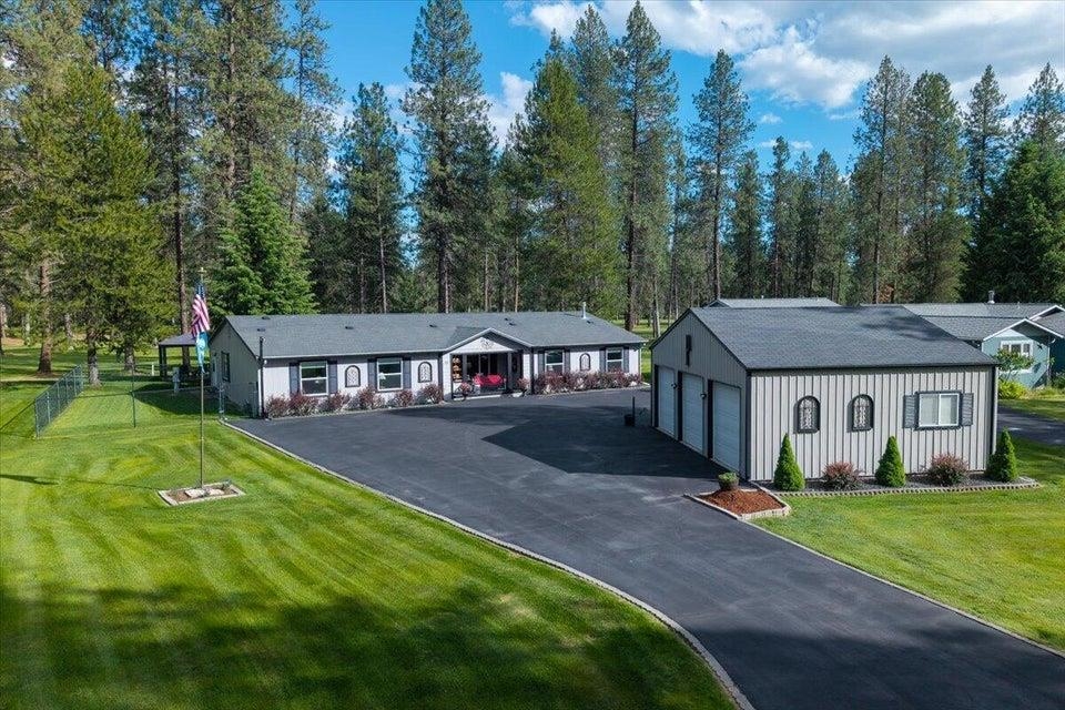 219 Eagle Dr - Photo 2