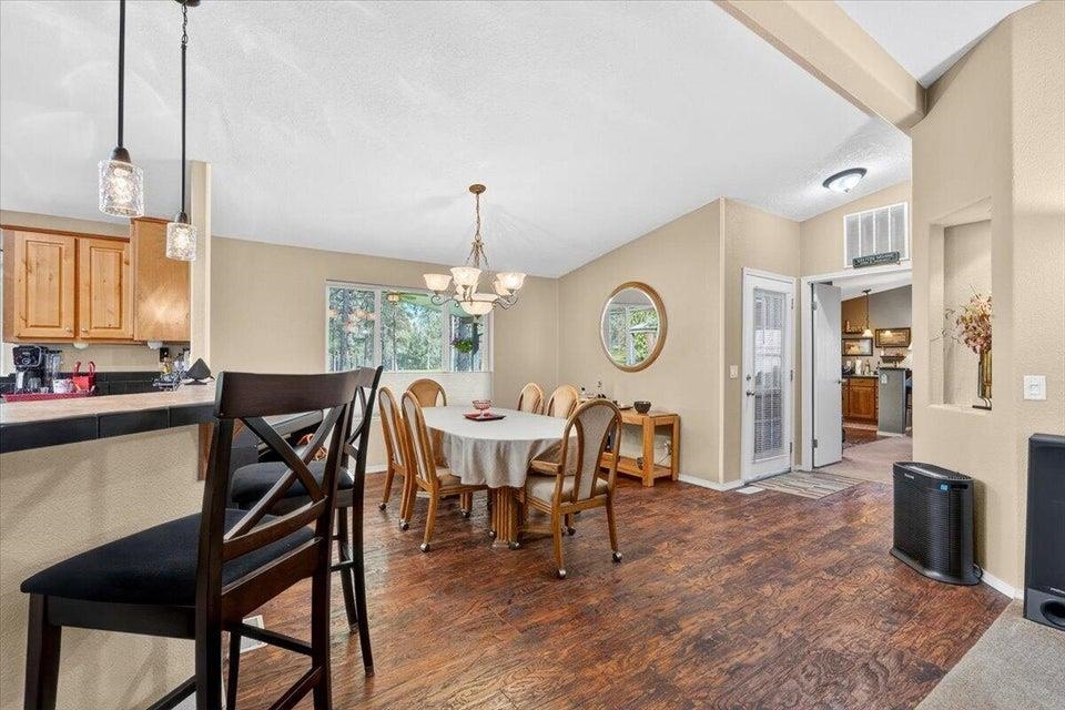 219 Eagle Dr - Photo 6