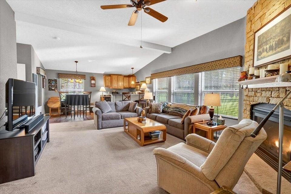 219 Eagle Dr - Photo 15