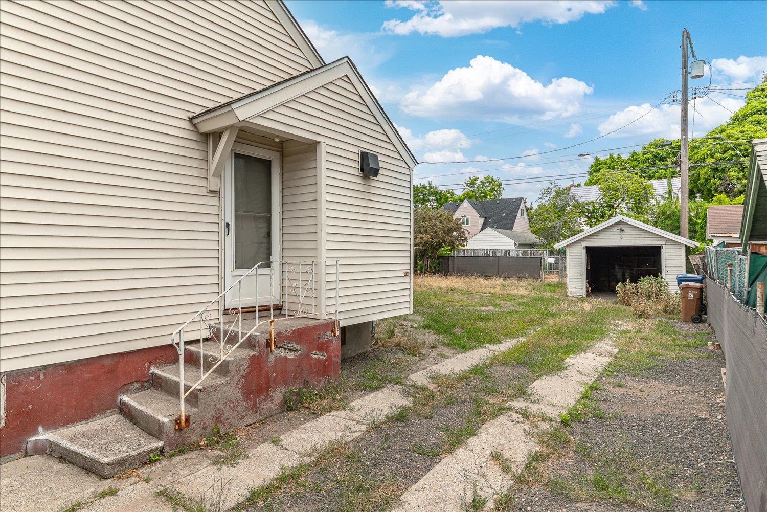 417 E Princeton Ave - Photo 24