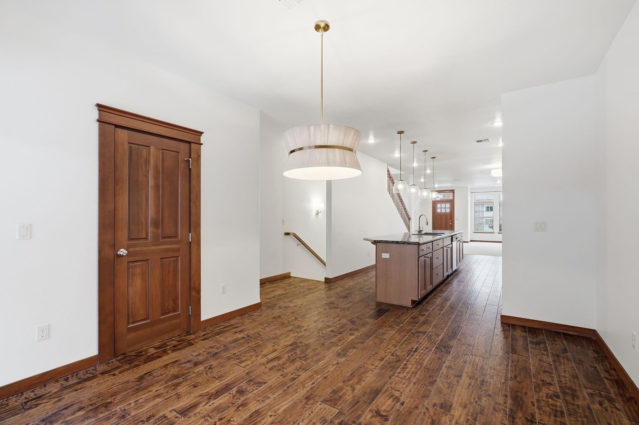 416 S Hemlock St - Photo 12