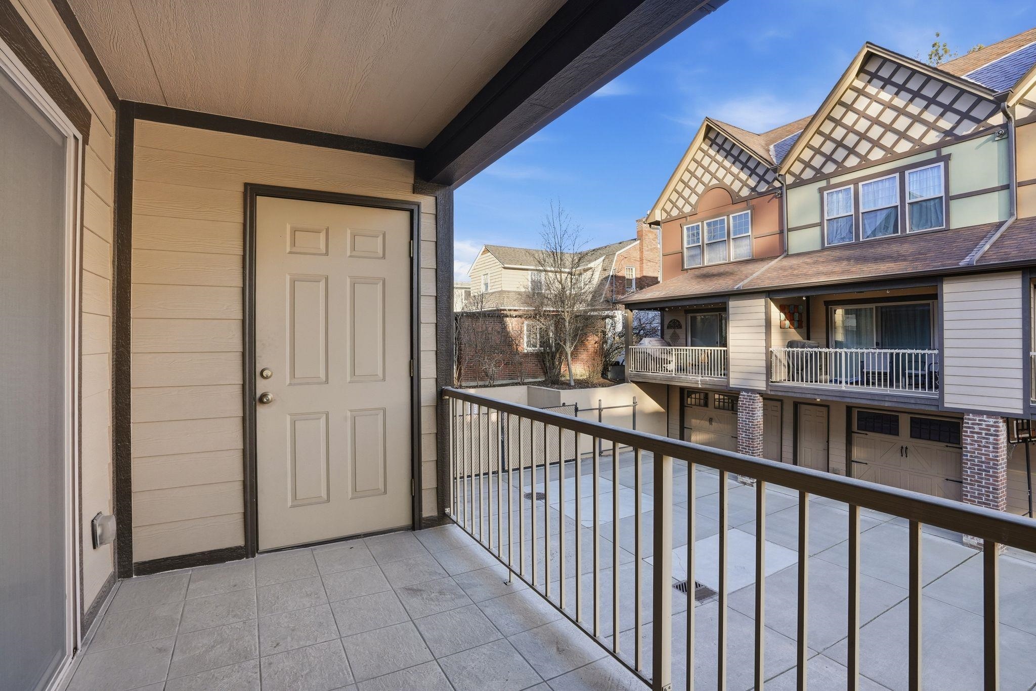 416 S Hemlock St - Photo 26
