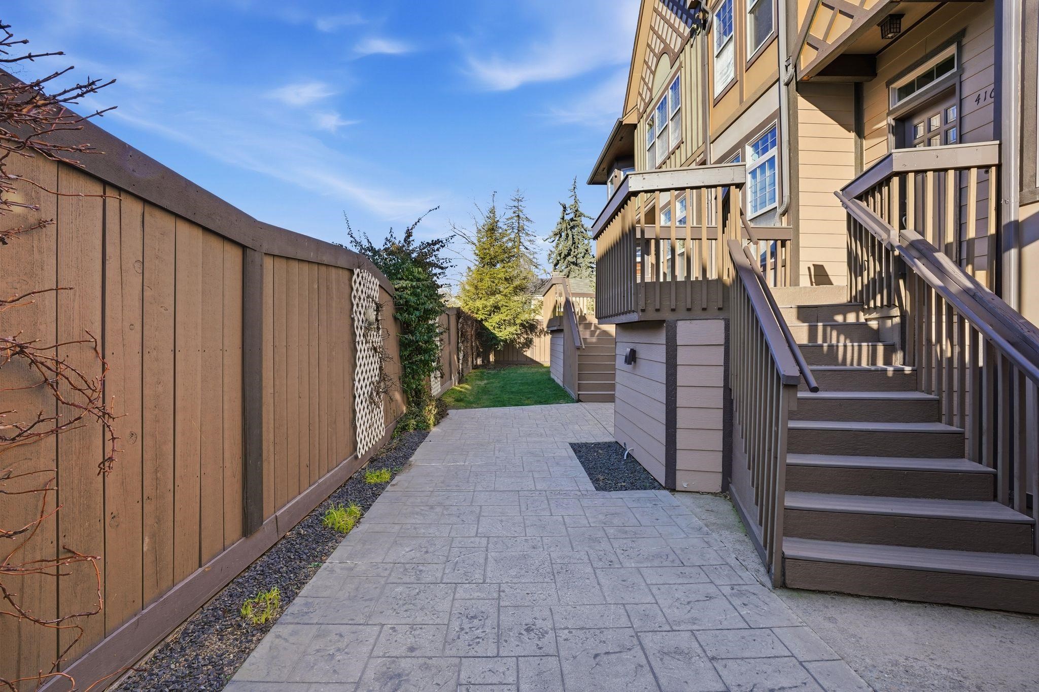 416 S Hemlock St - Photo 36
