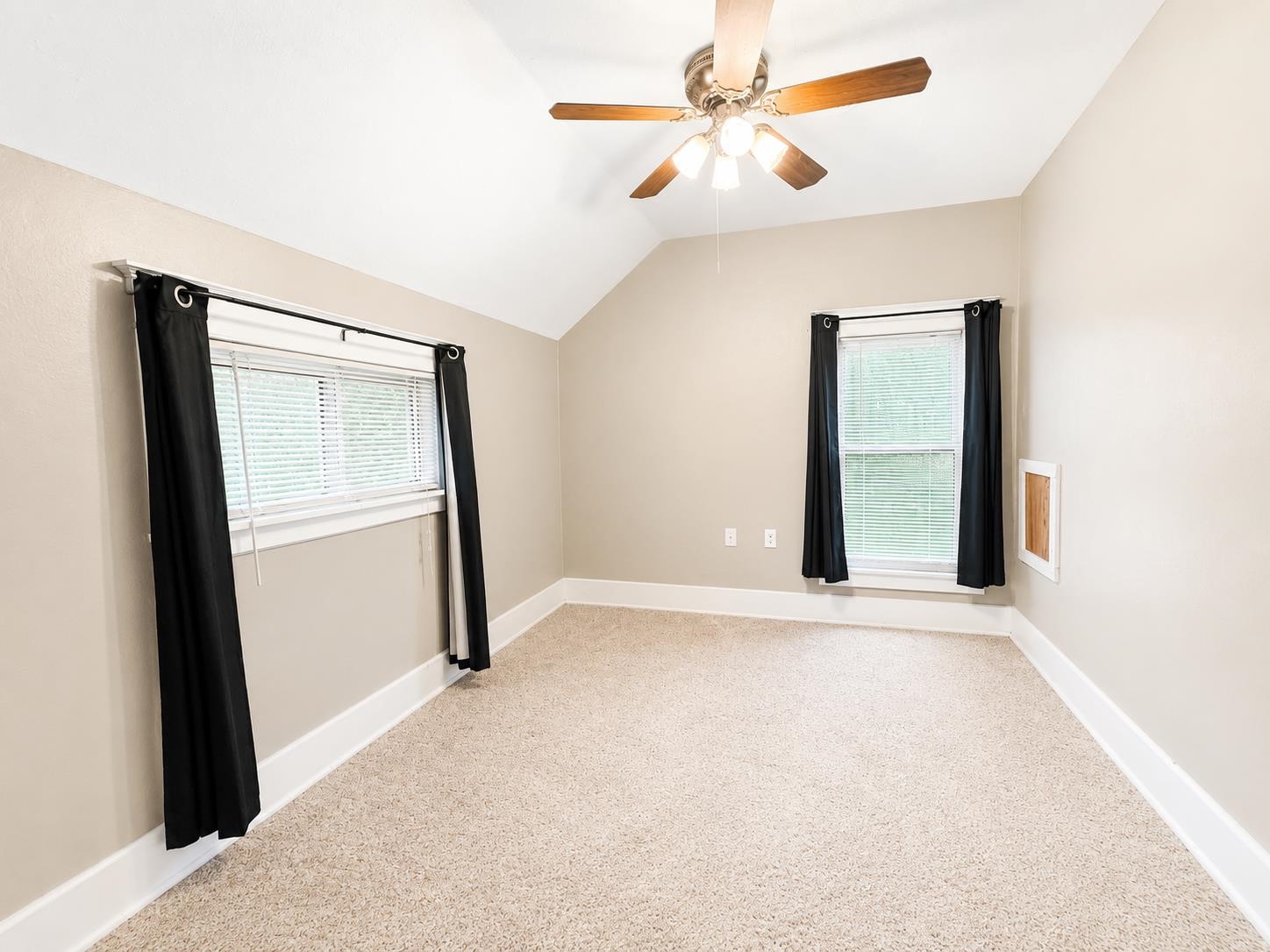 2414 N DAKOTA St - Photo 10