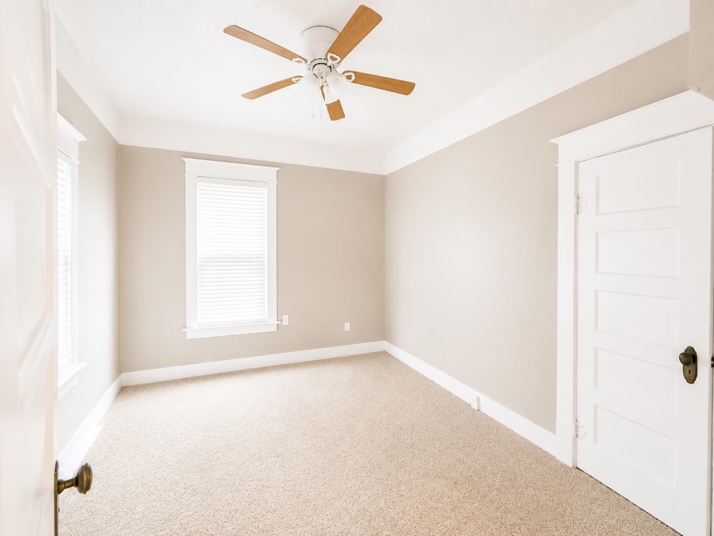 2414 N DAKOTA St - Photo 12
