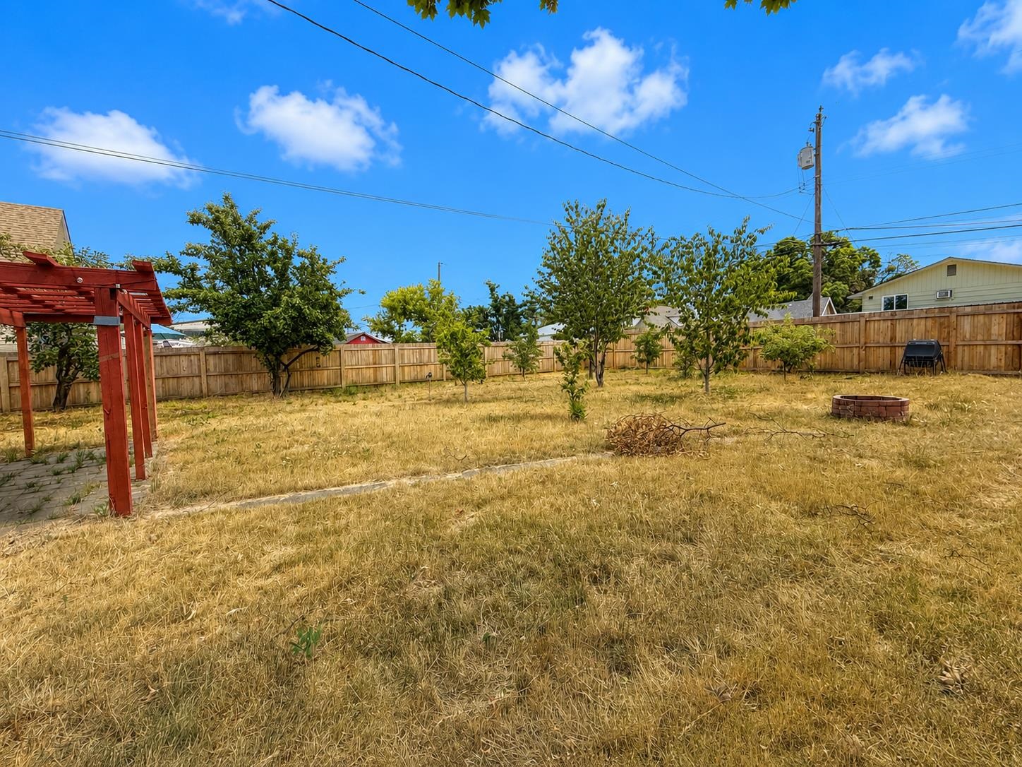 2414 N DAKOTA St - Photo 14