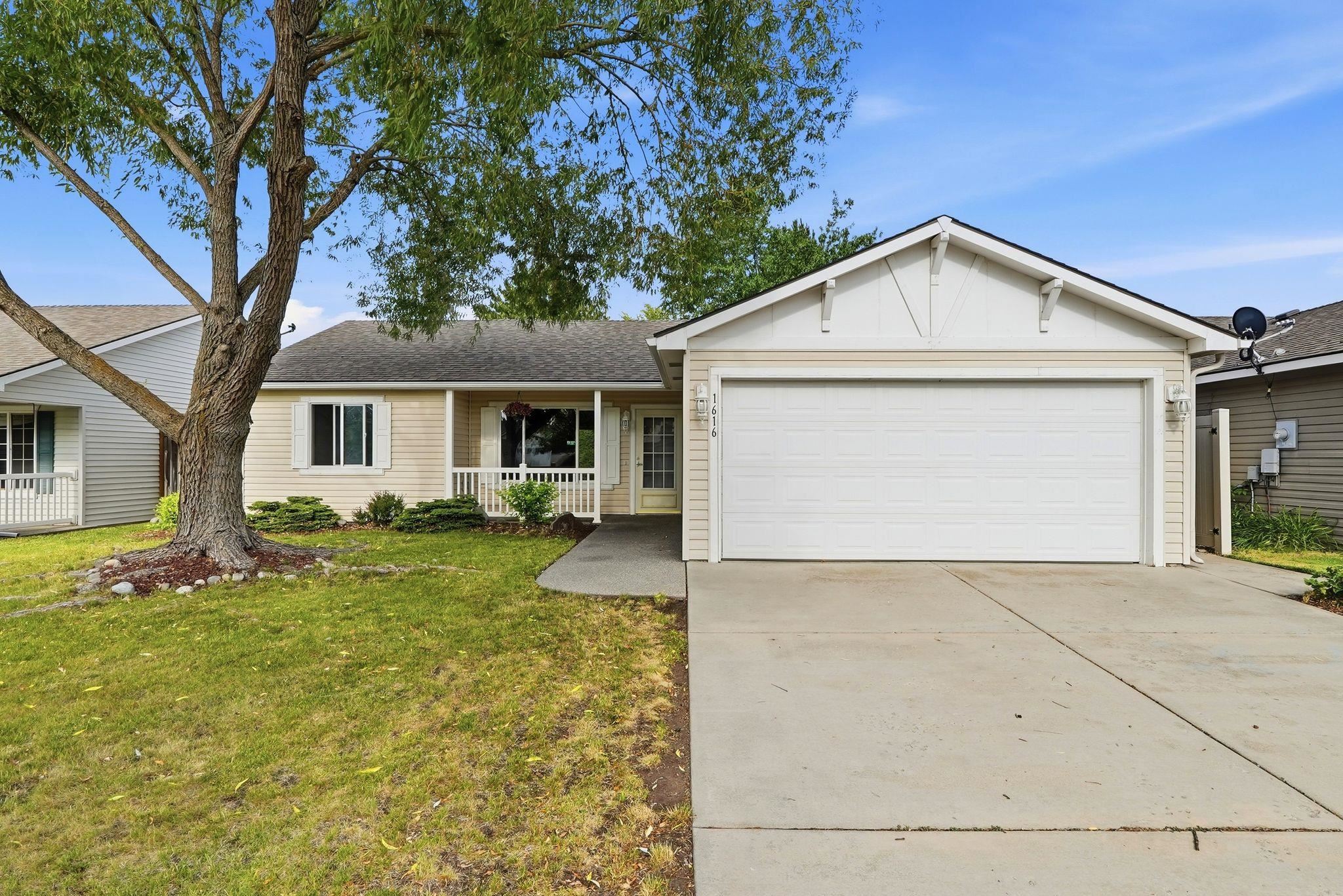1616 N Aladdin Rd - Photo 1