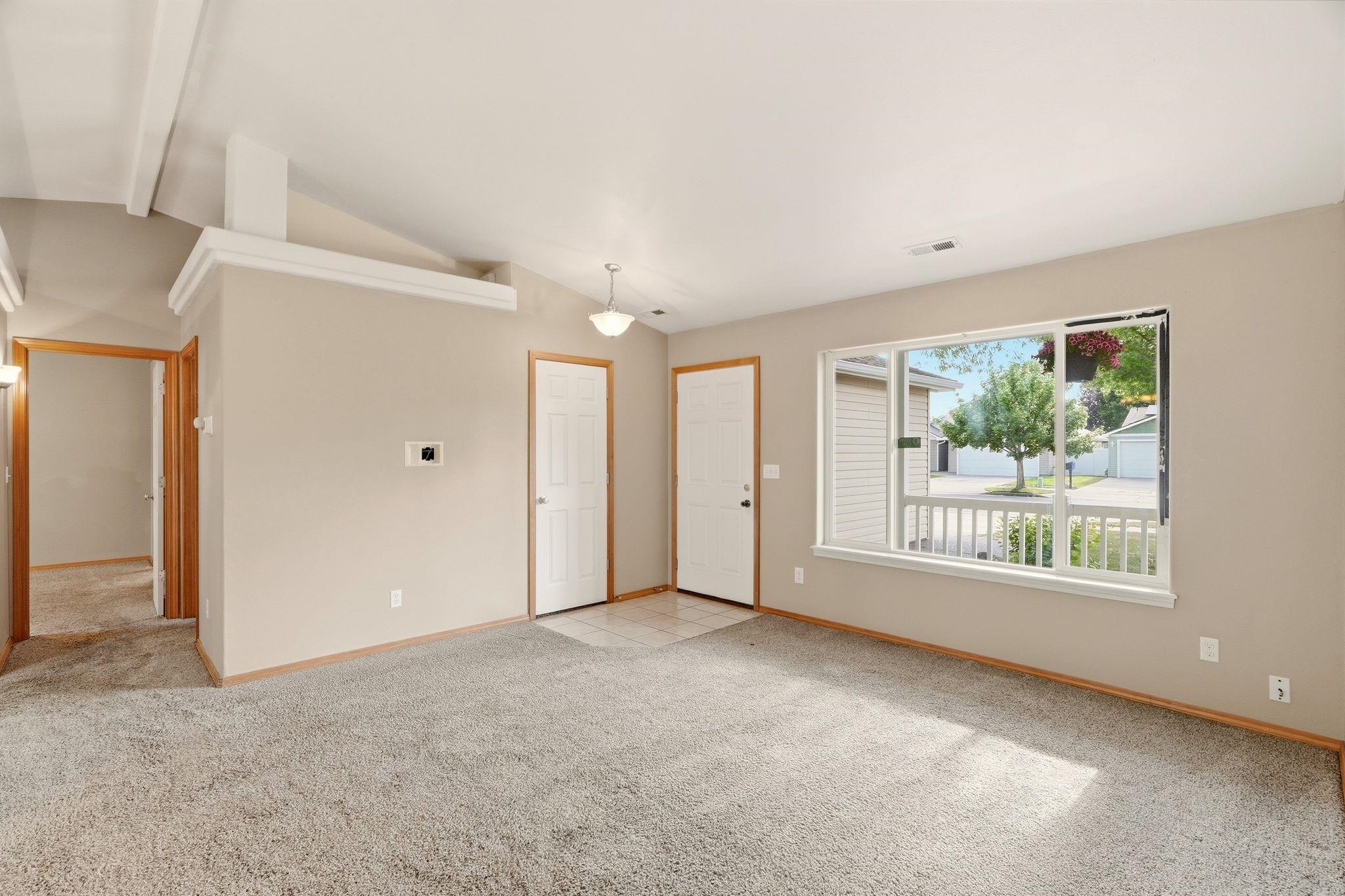 1616 N Aladdin Rd - Photo 3