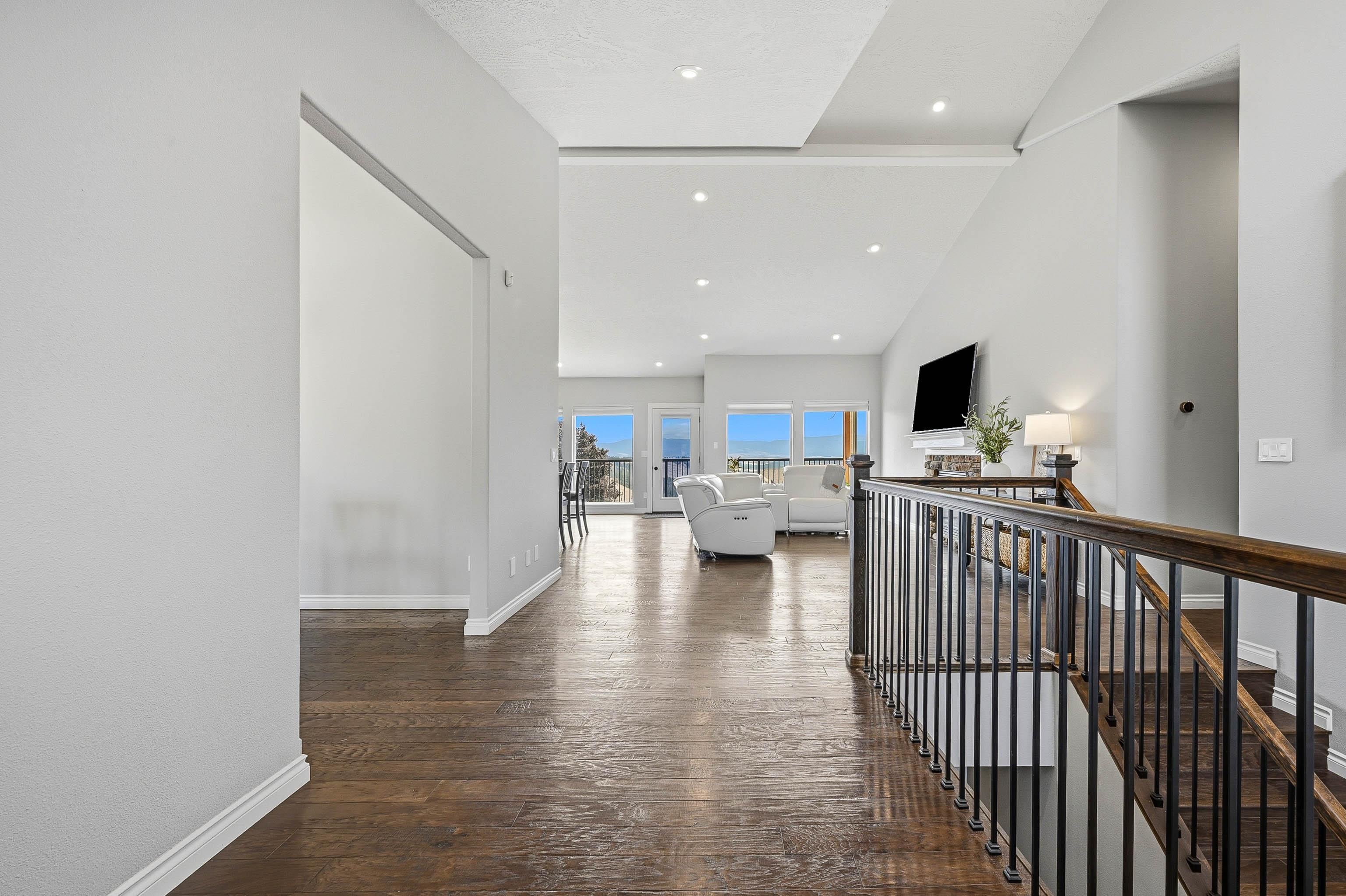 8604 E Black Oak Ln - Photo 11