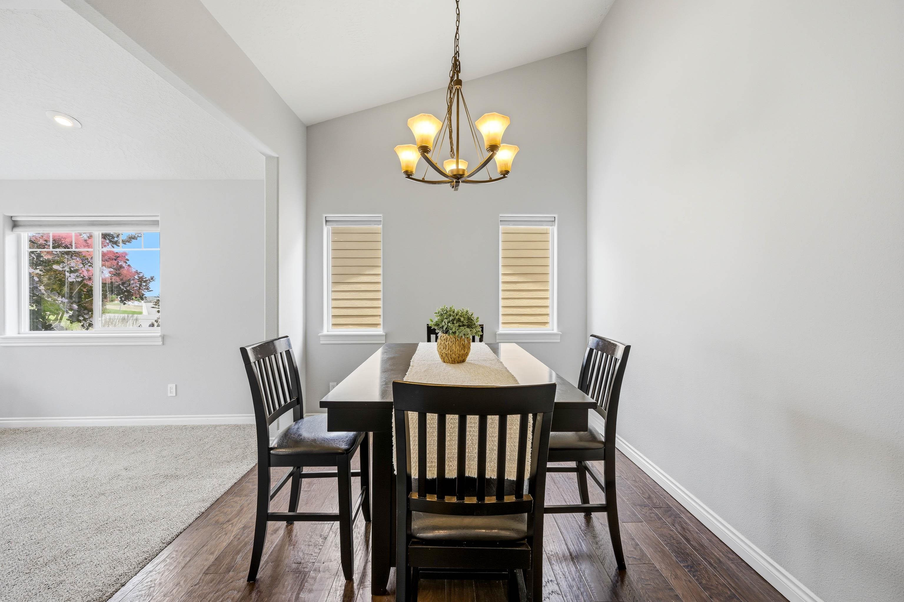 8604 E Black Oak Ln - Photo 18