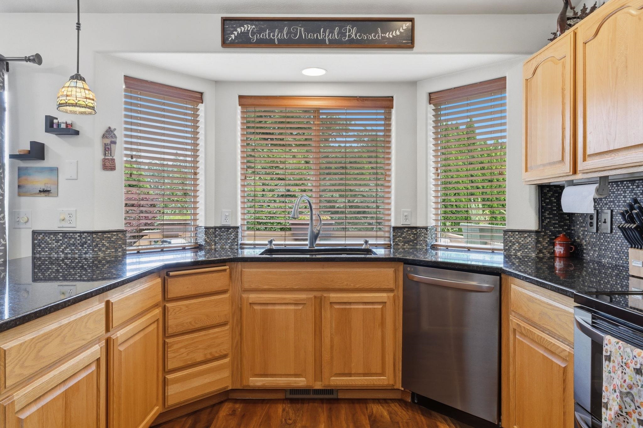 3615 S Sunderland Rd - Photo 6