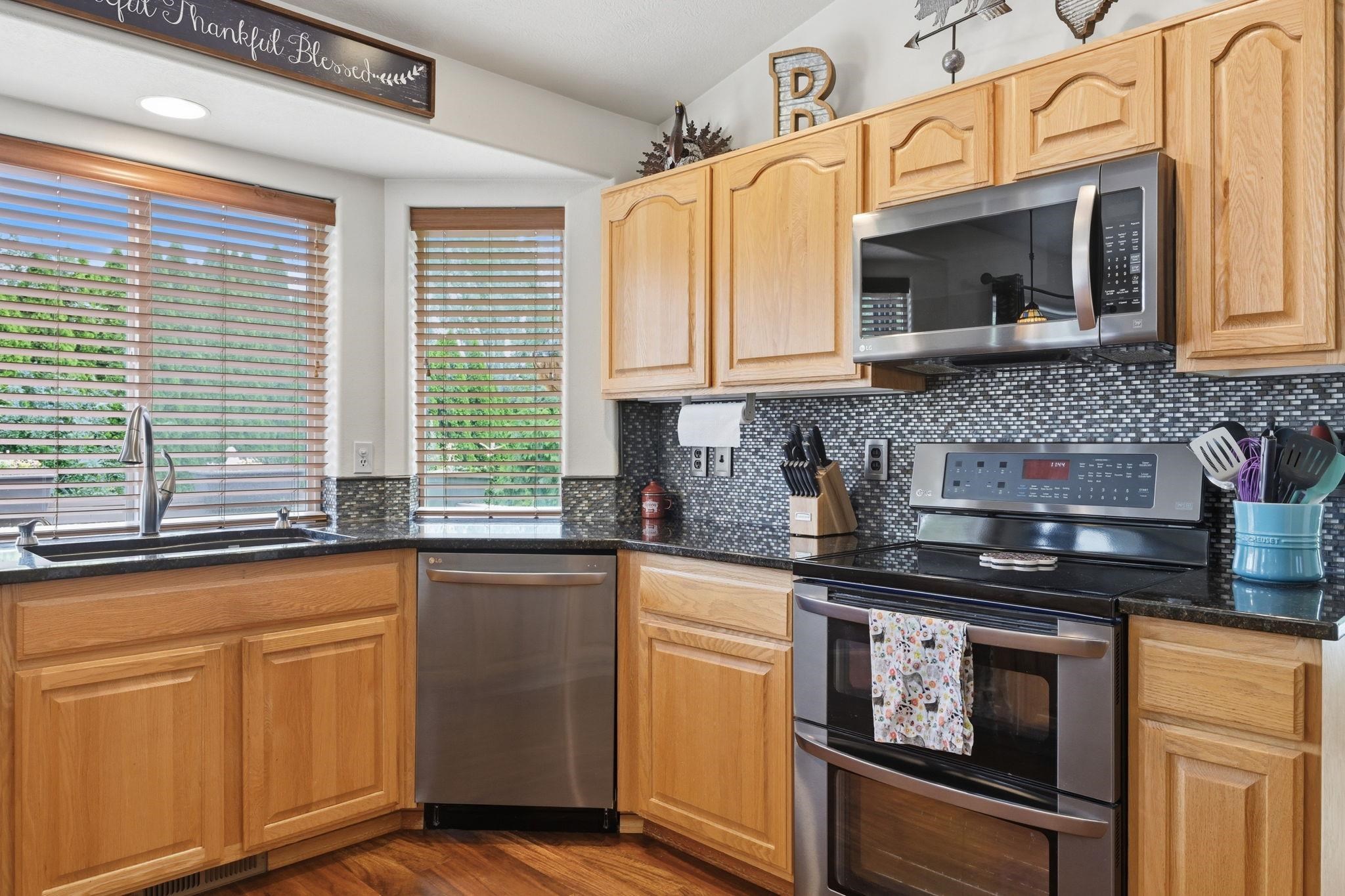 3615 S Sunderland Rd - Photo 7