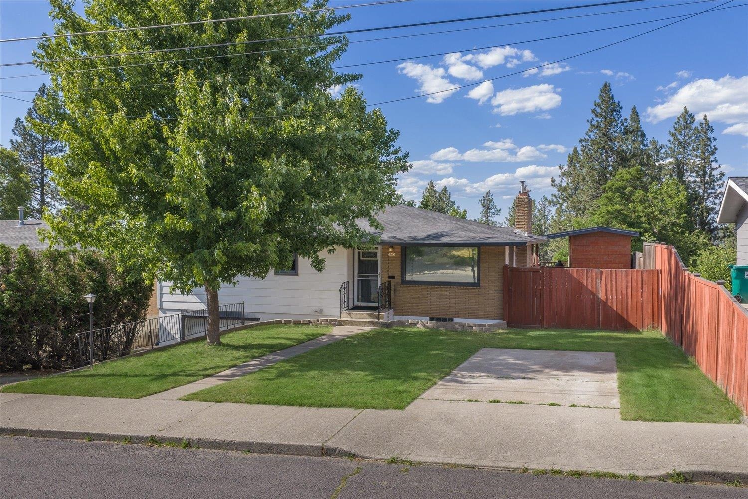 3703 E 18th Ave - Photo 21