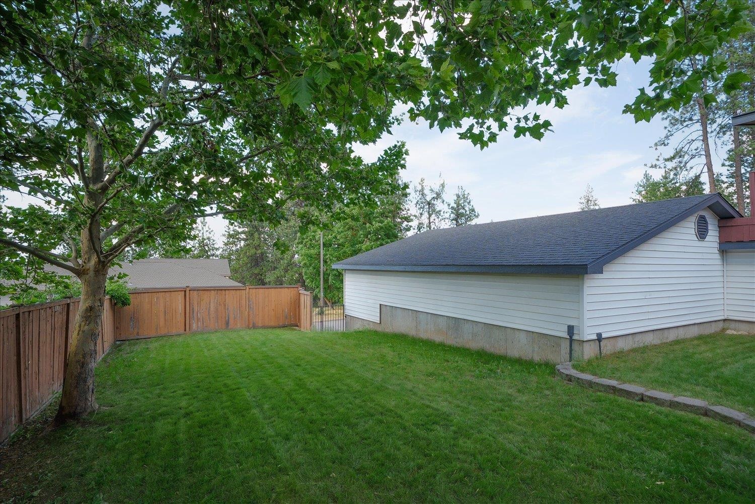 3703 E 18th Ave - Photo 30