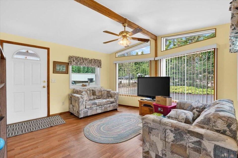 178 E Trappers Loop - Photo 4