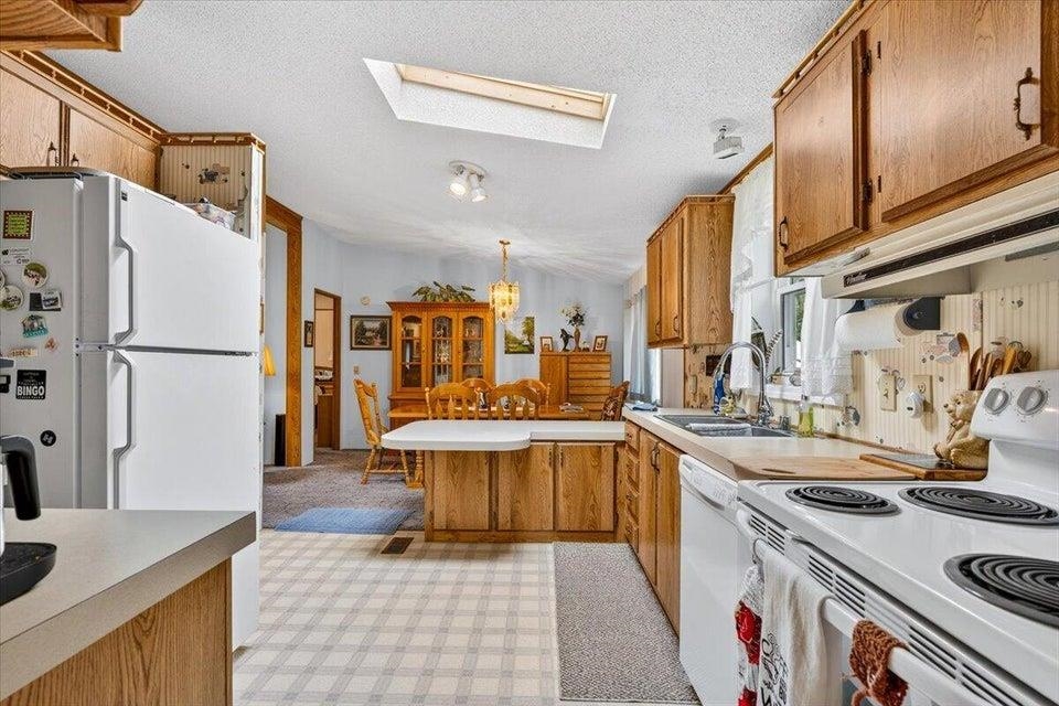 178 E Trappers Loop - Photo 9