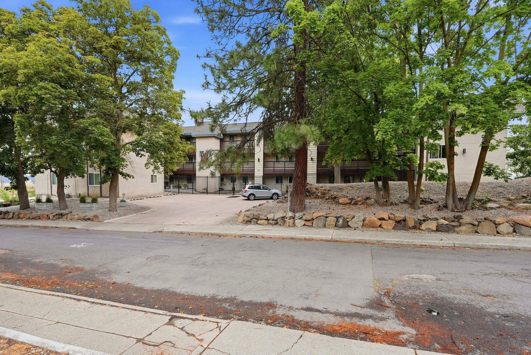 214 W 6th Ave - Photo 31