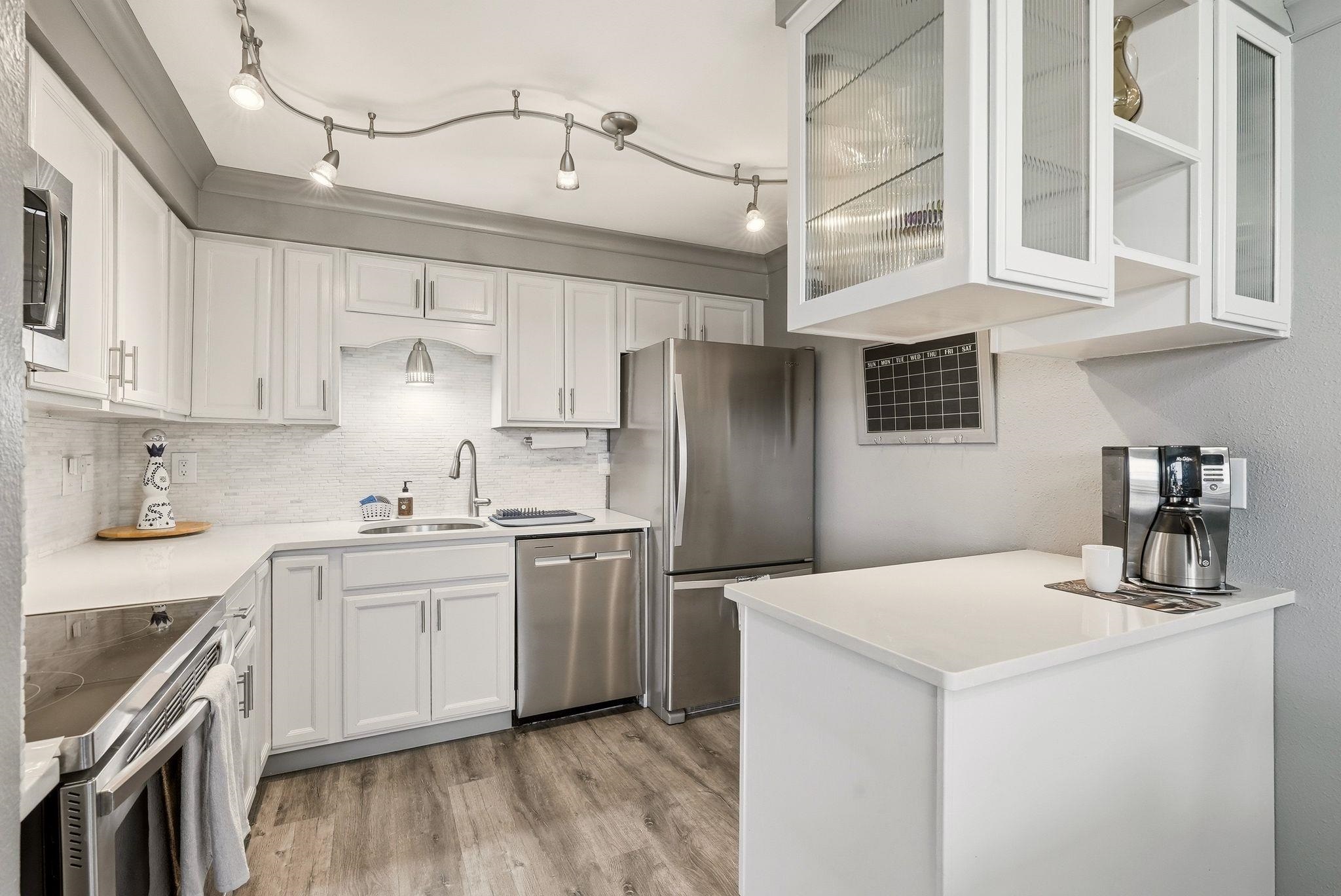 214 W 6th Ave - Photo 10