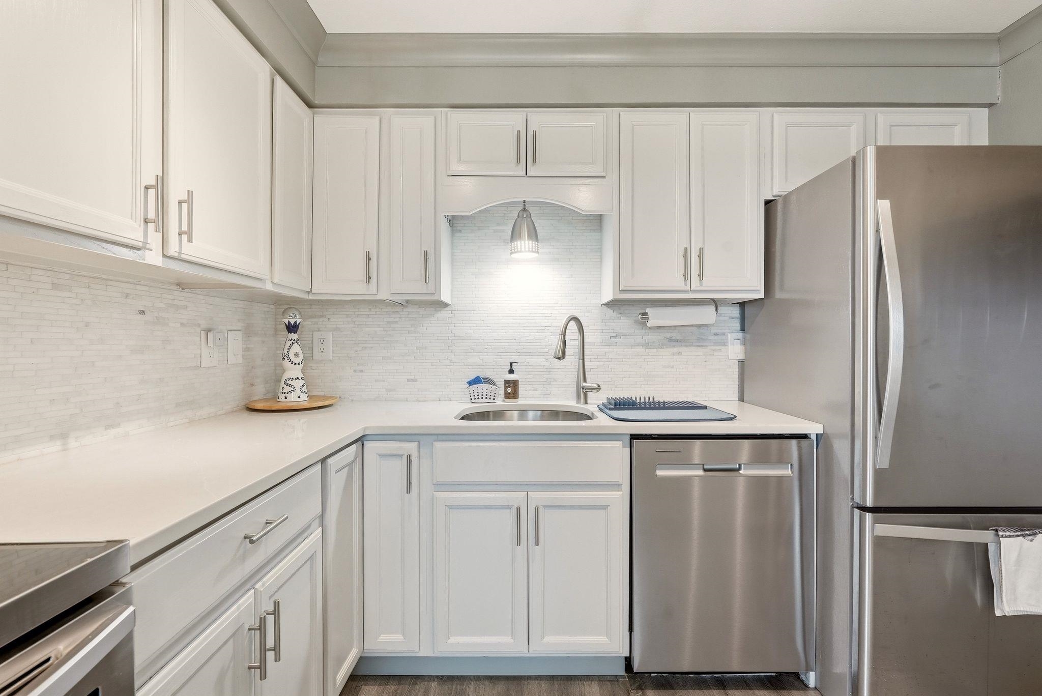 214 W 6th Ave - Photo 11