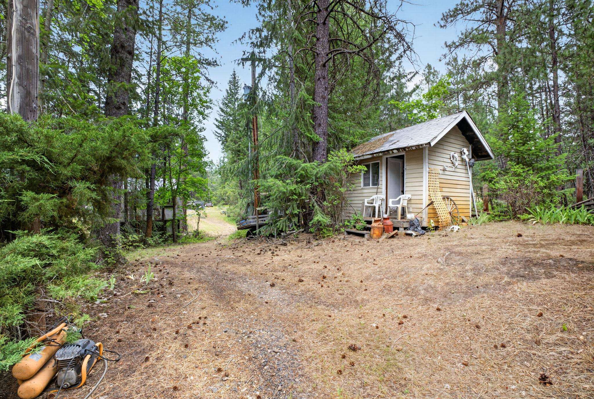 4421 E Chattaroy Rd - Photo 28