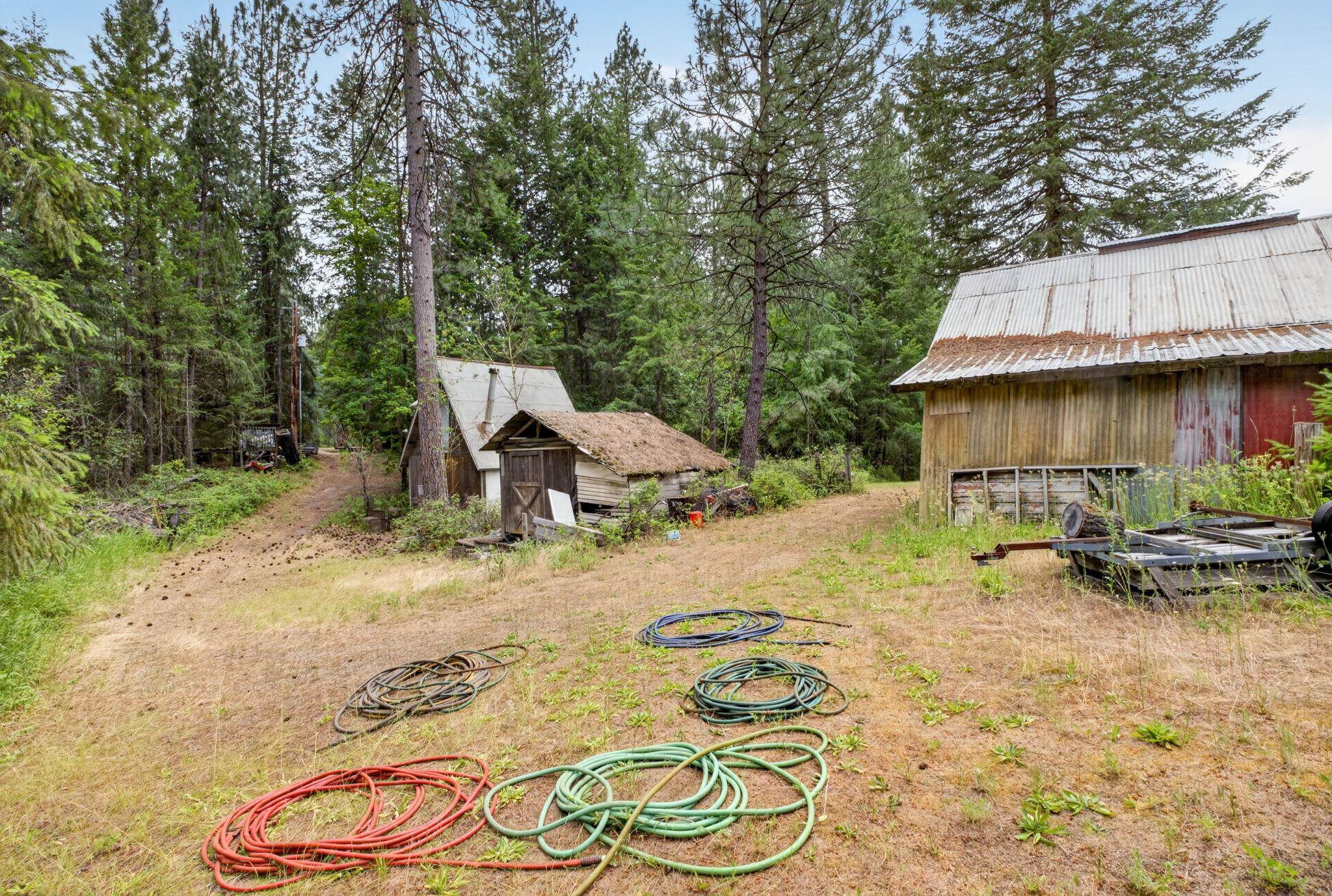 4421 E Chattaroy Rd - Photo 34