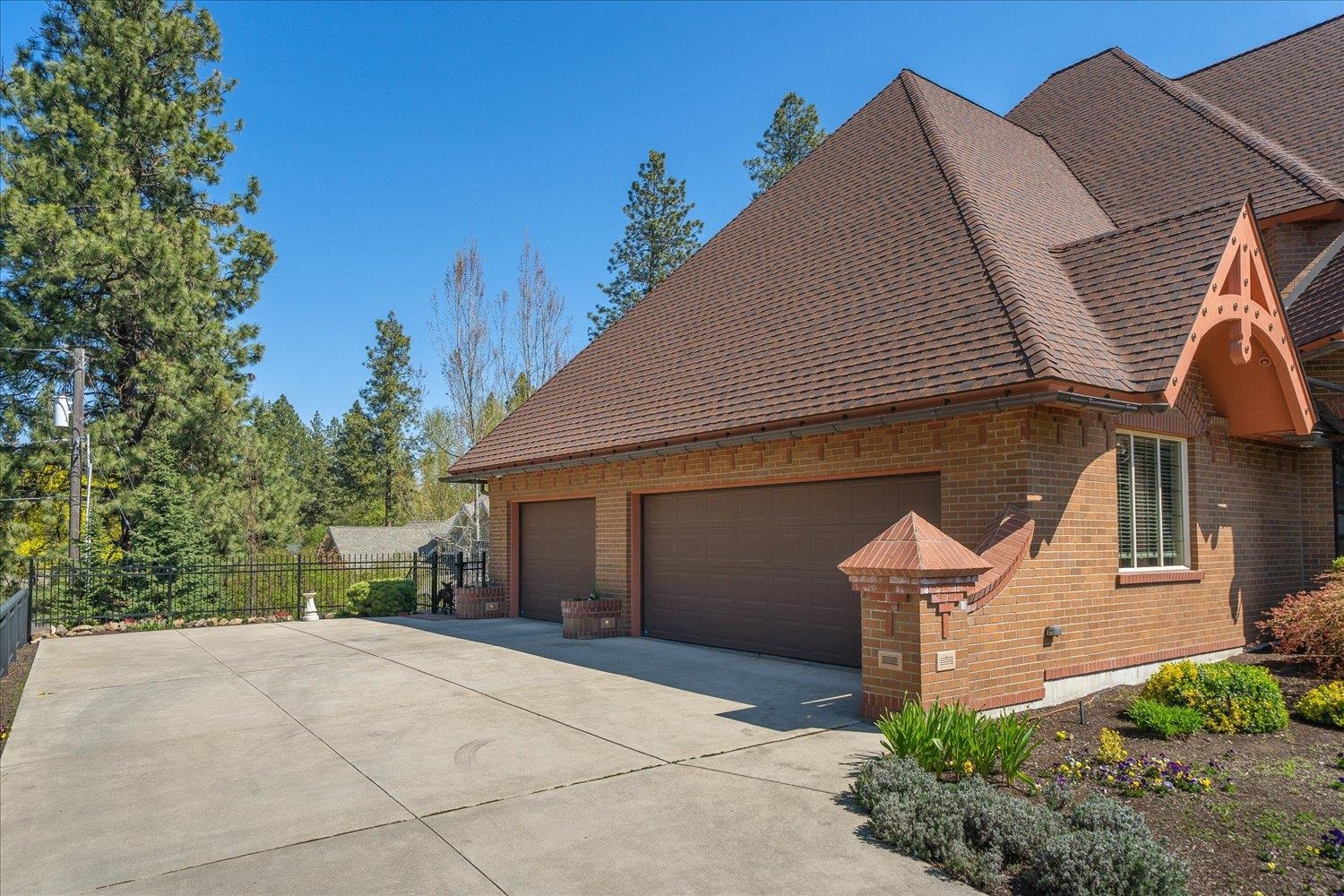 1909 E Pinecrest Rd - Photo 41