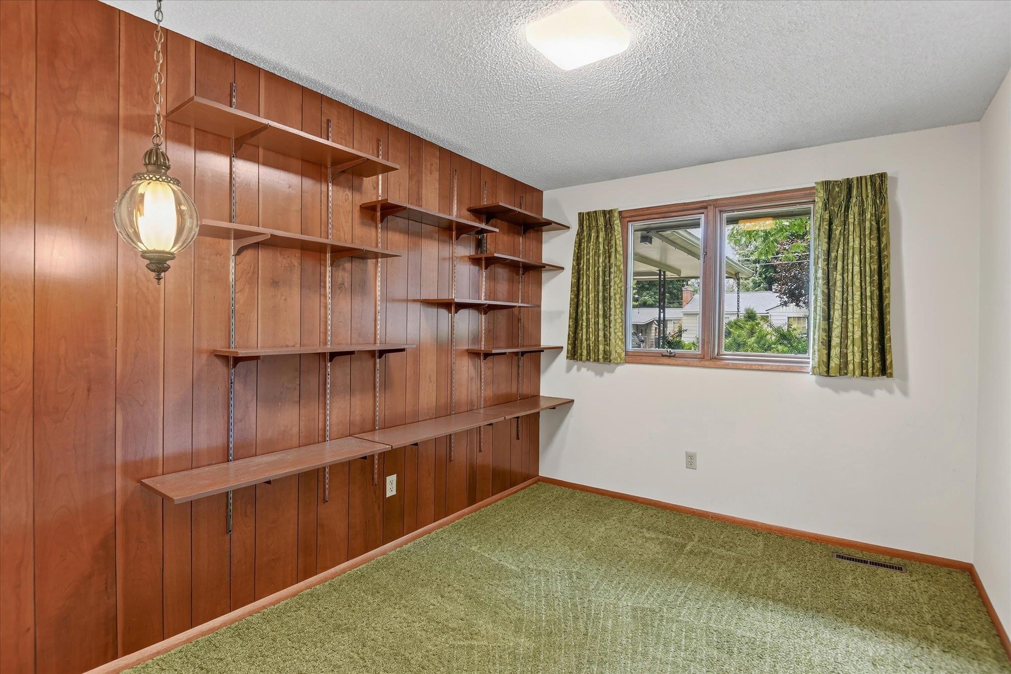 204 W 33rd Ave - Photo 18