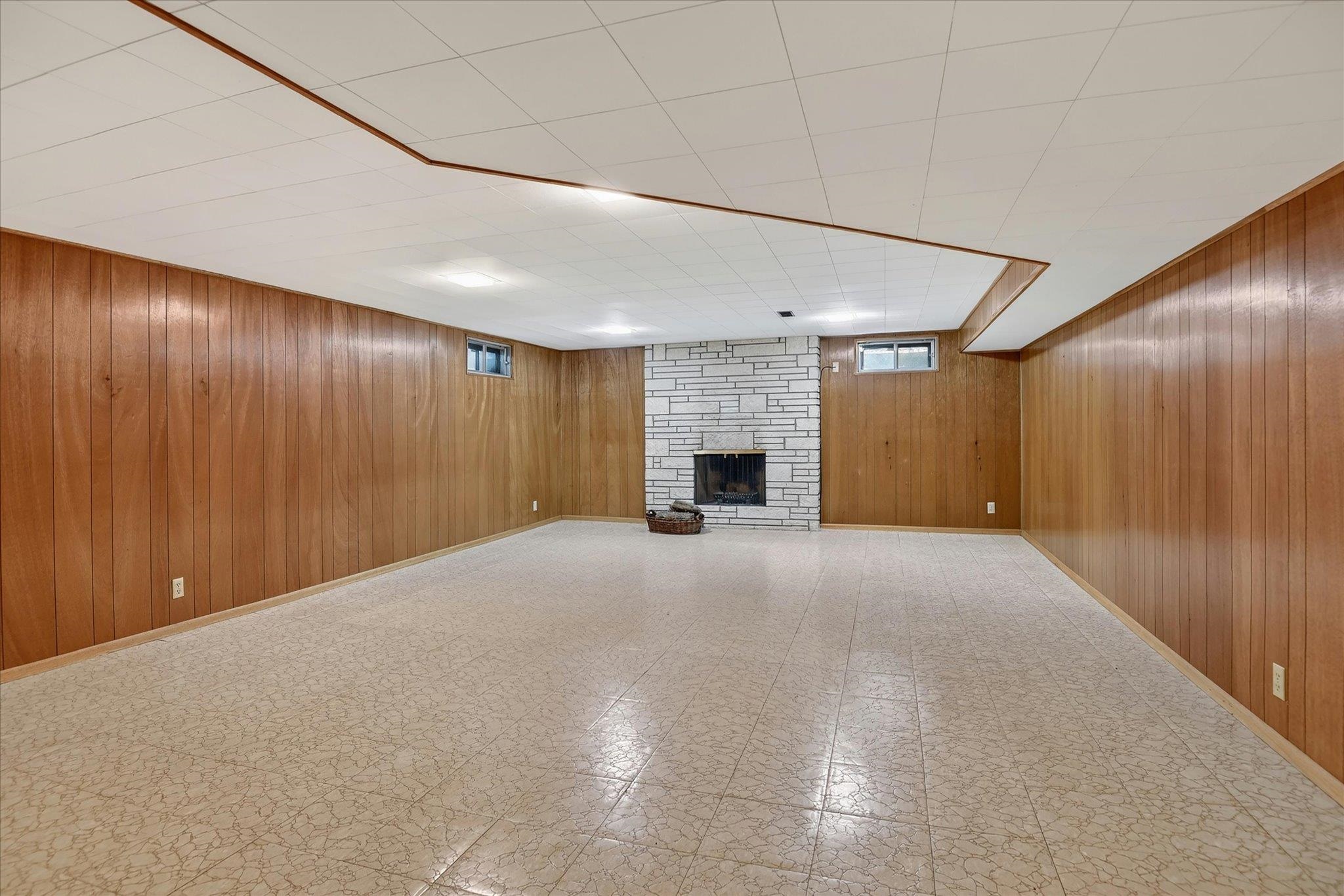 204 W 33rd Ave - Photo 22