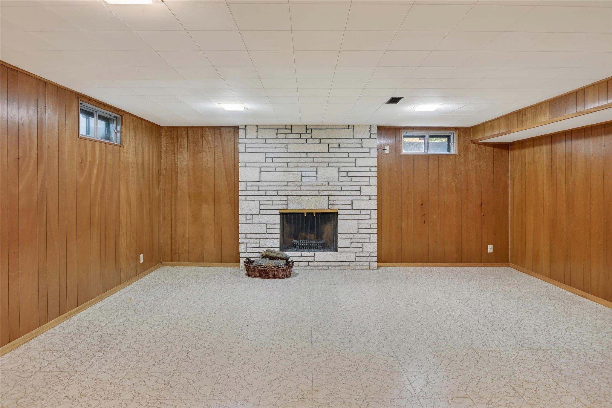 204 W 33rd Ave - Photo 24