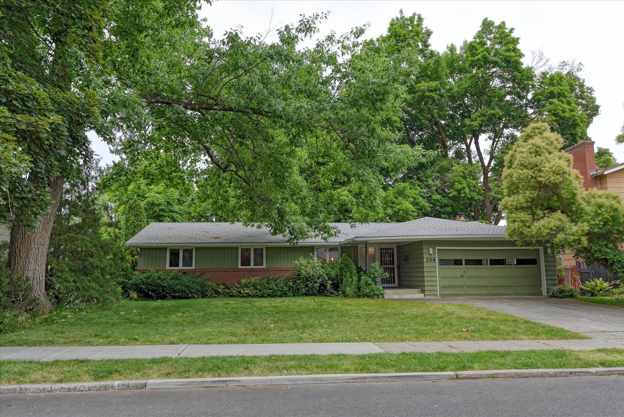 204 W 33rd Ave - Photo 28