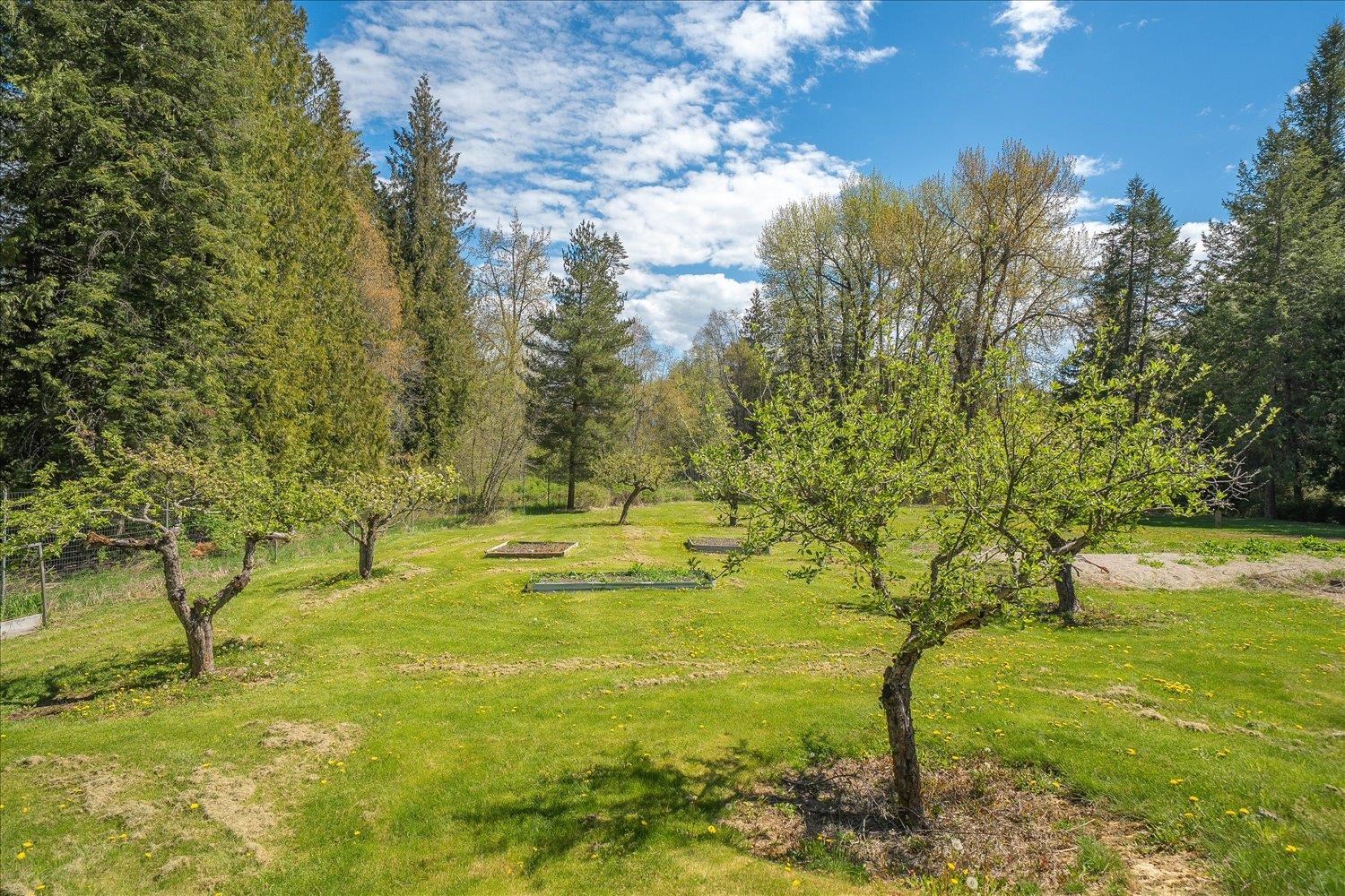 1601 E Eloika Lake Rd - Photo 48