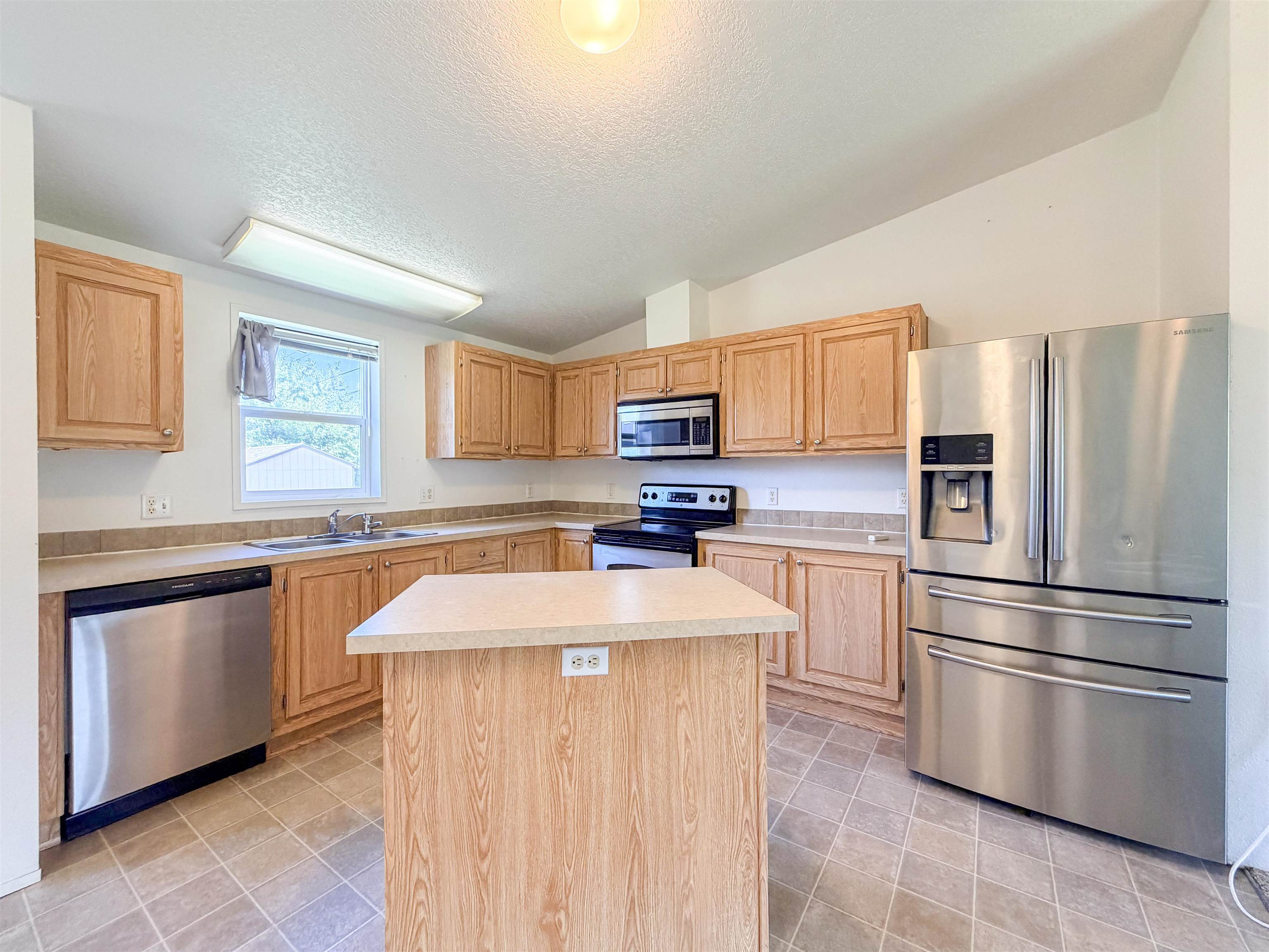 580 S Madison St - Photo 8