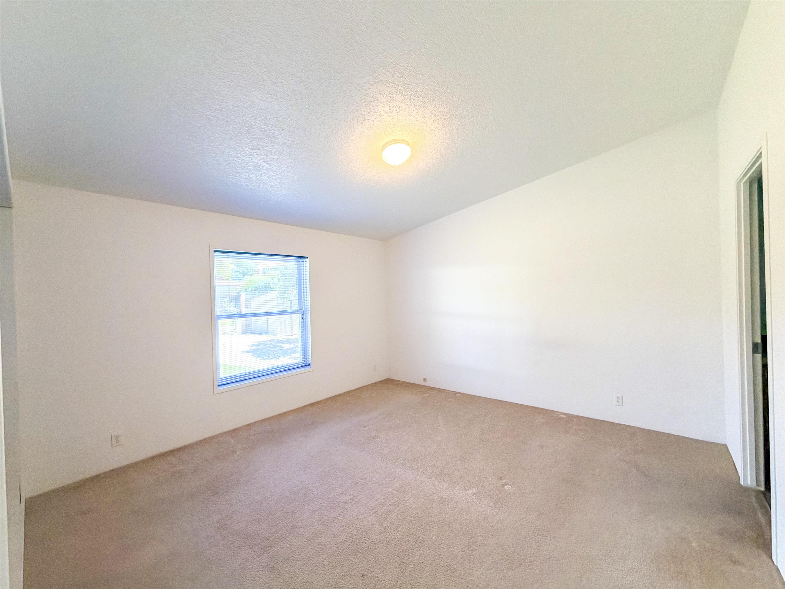 580 S Madison St - Photo 14