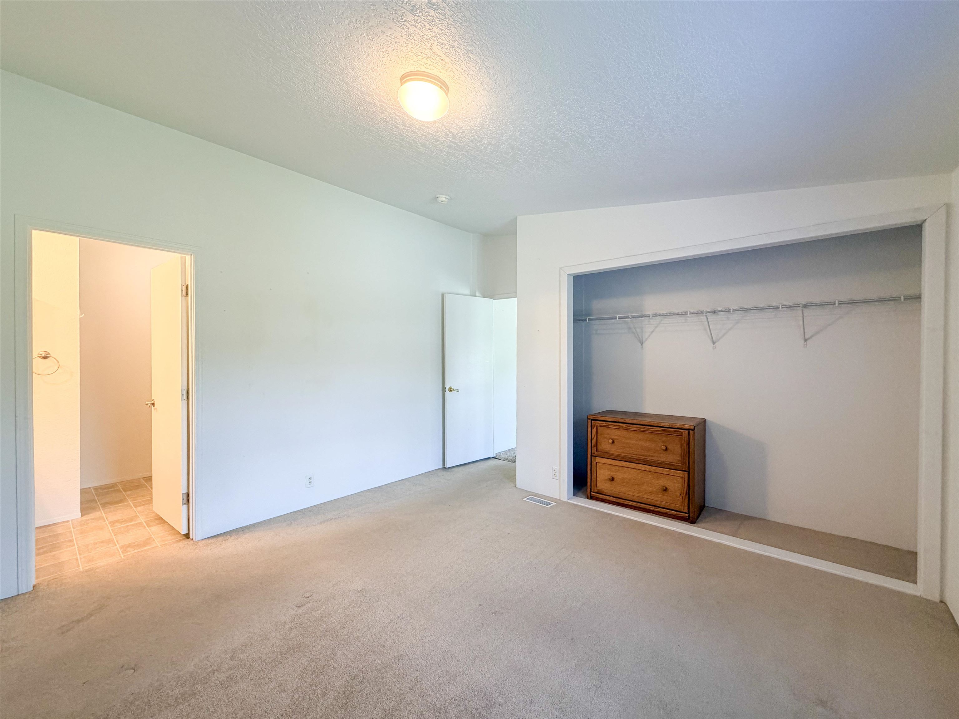 580 S Madison St - Photo 17