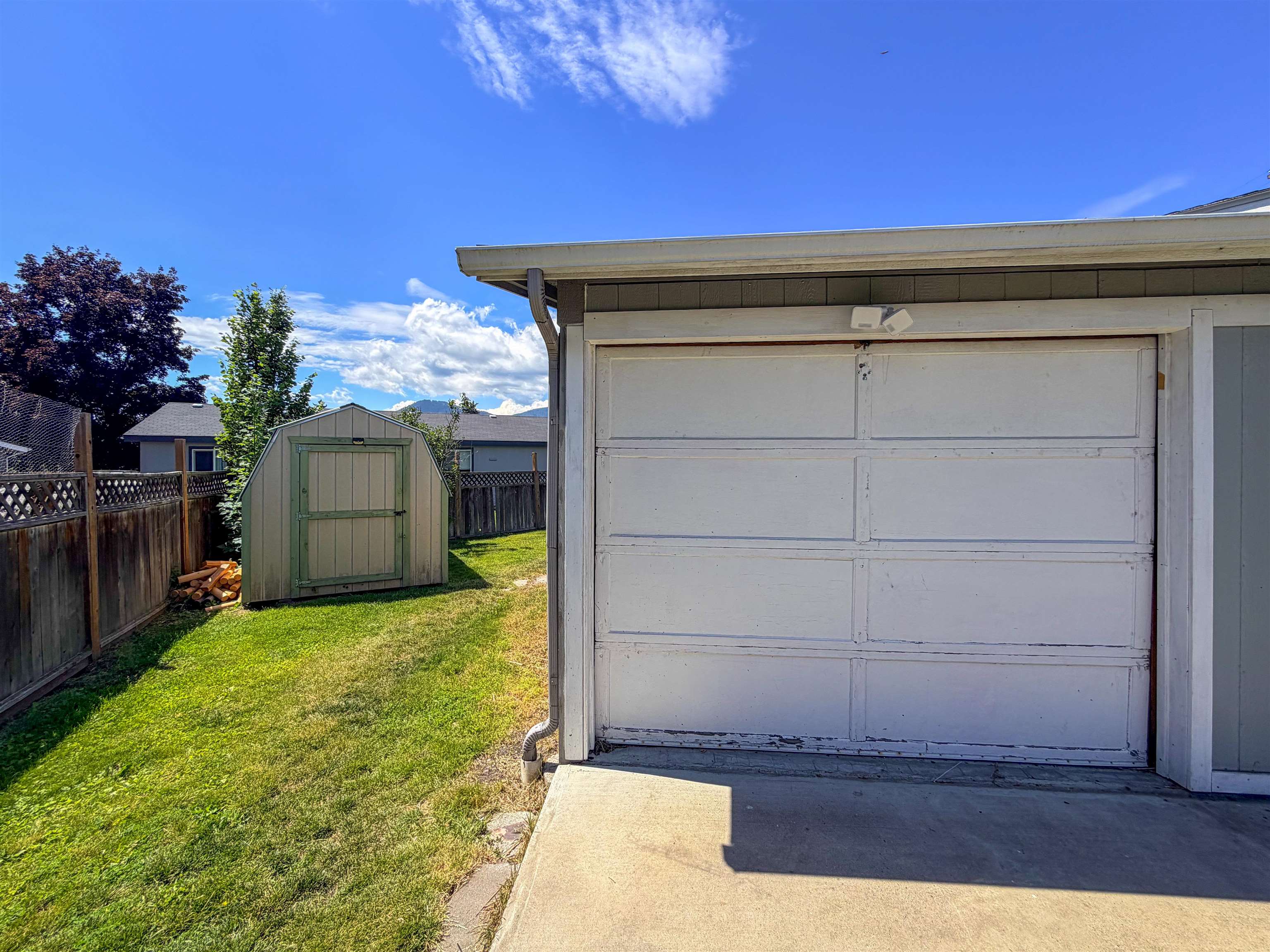 580 S Madison St - Photo 31
