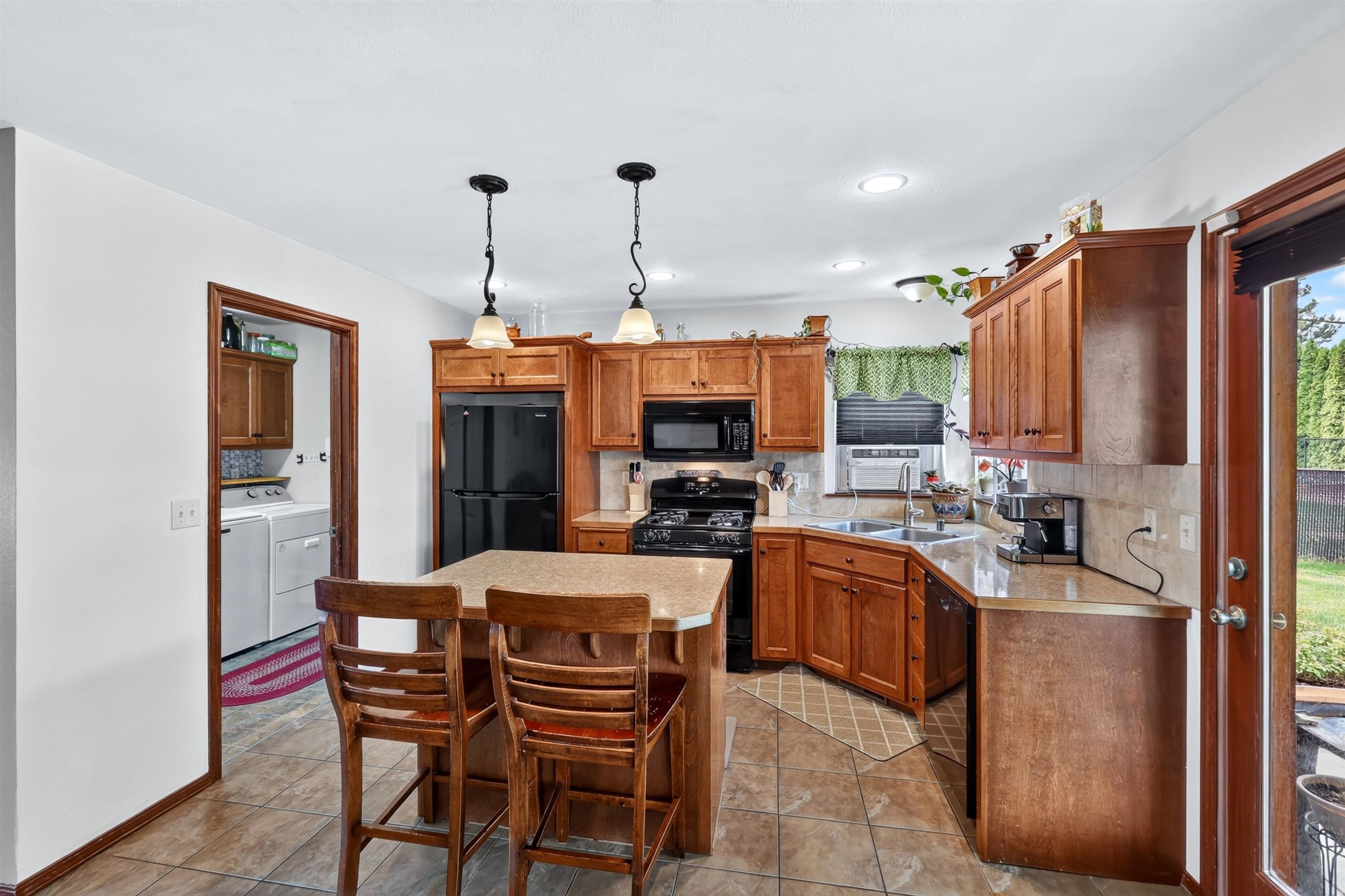607 N High Desert Dr - Photo 4