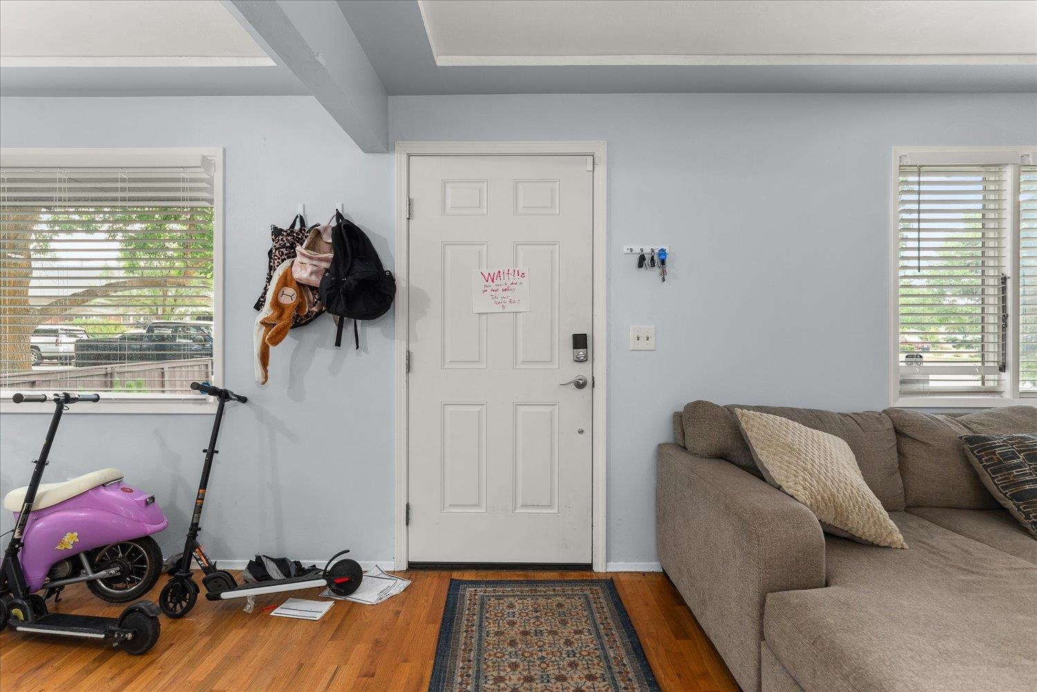5905 N Astor St - Photo 6