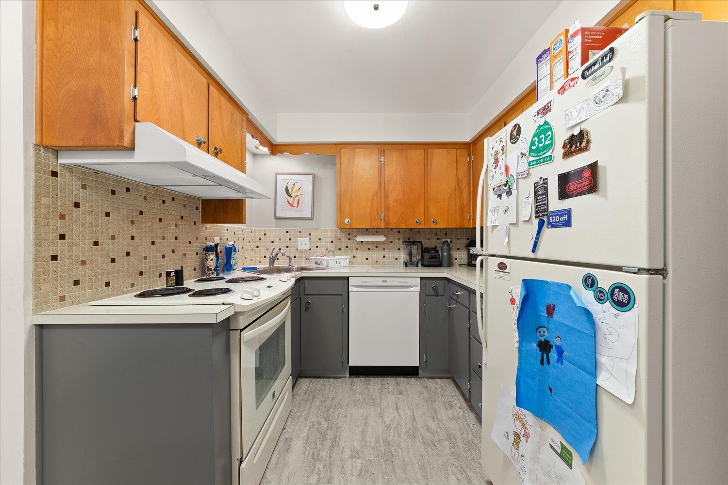 5905 N Astor St - Photo 13