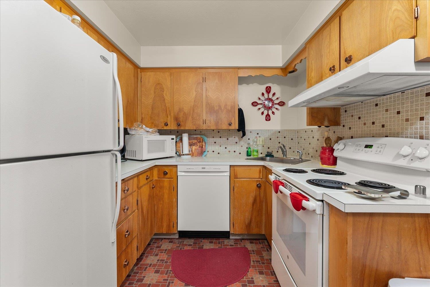 5905 N Astor St - Photo 36