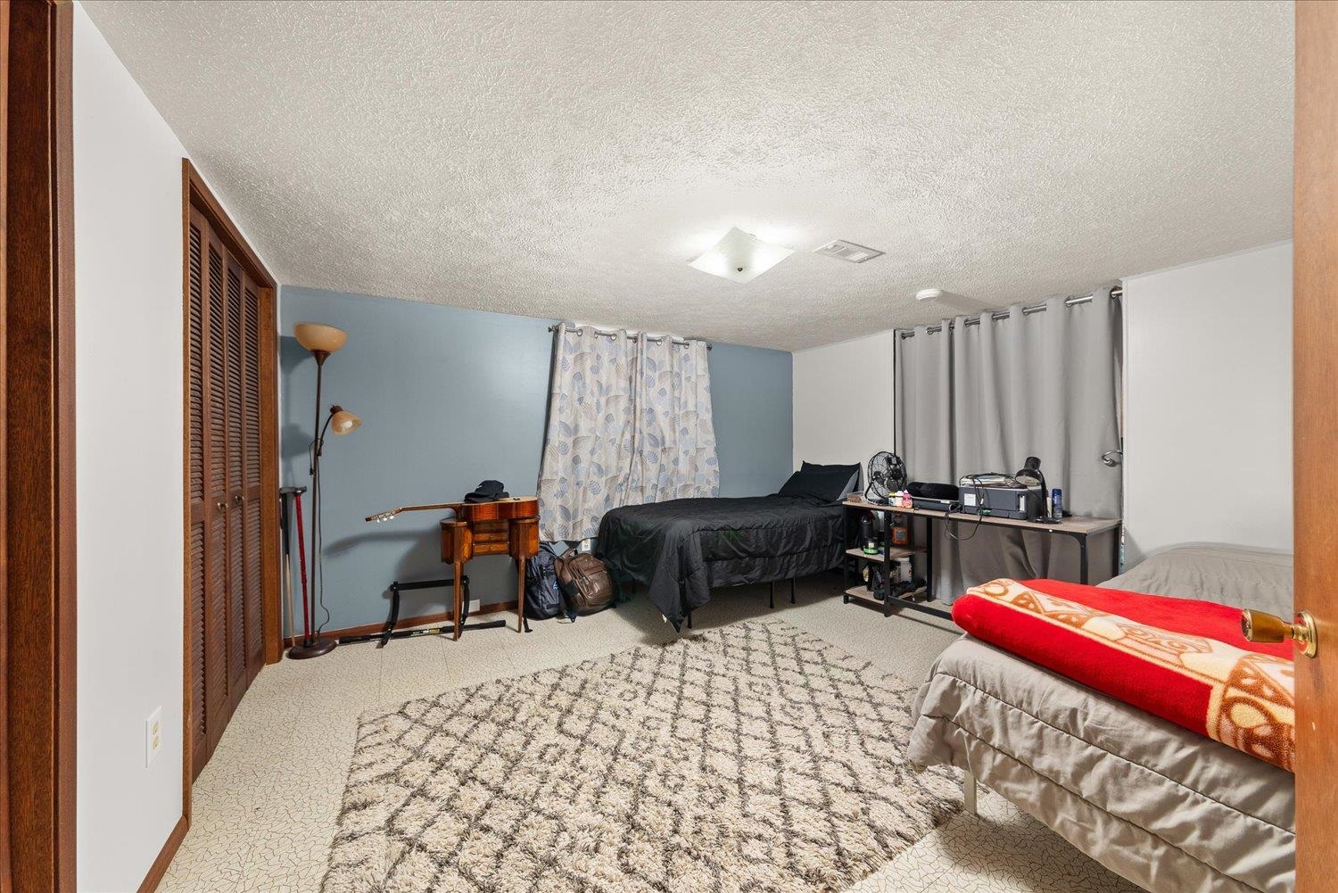 5905 N Astor St - Photo 40