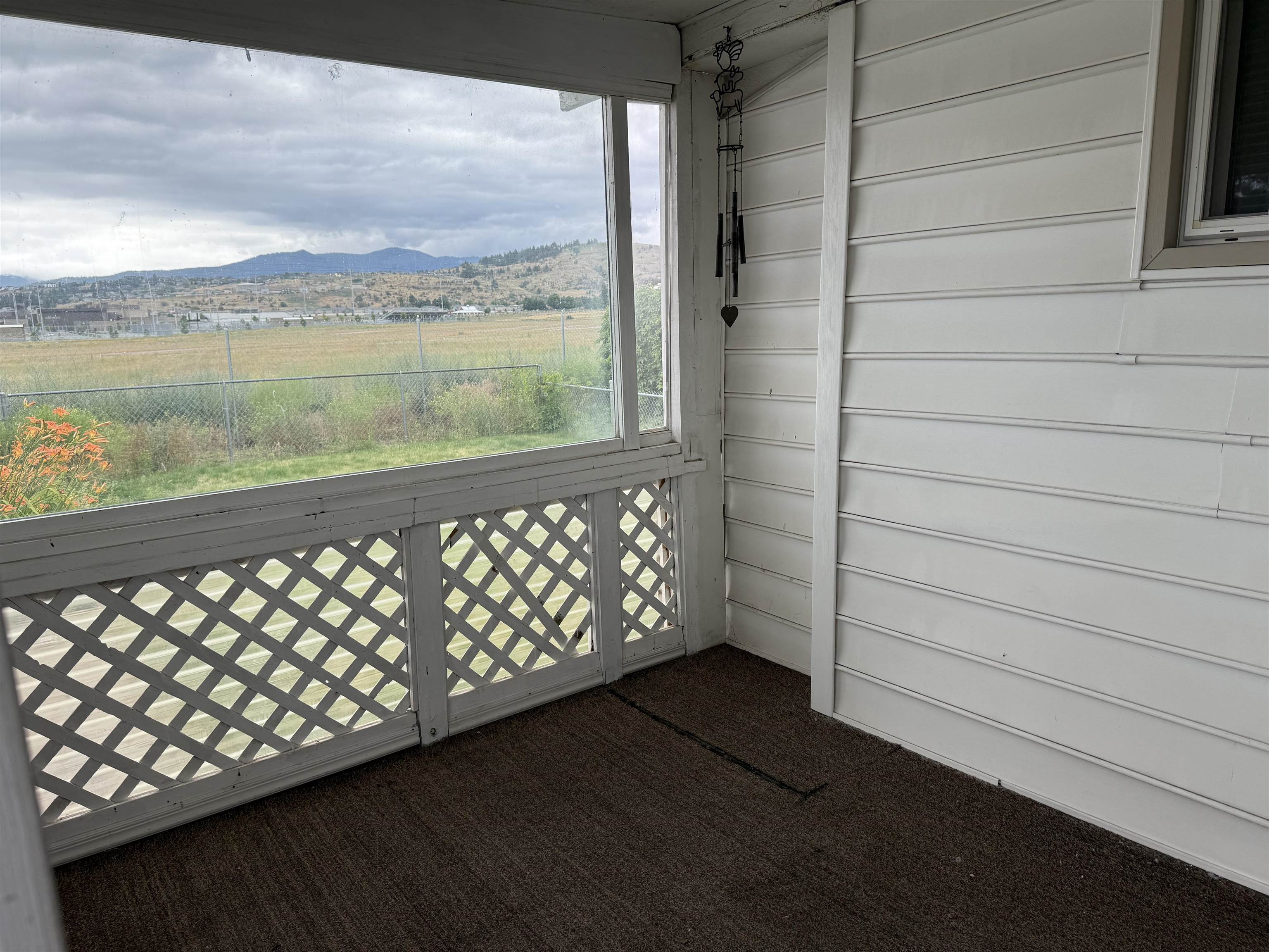 424 N Hodges Rd - Photo 7