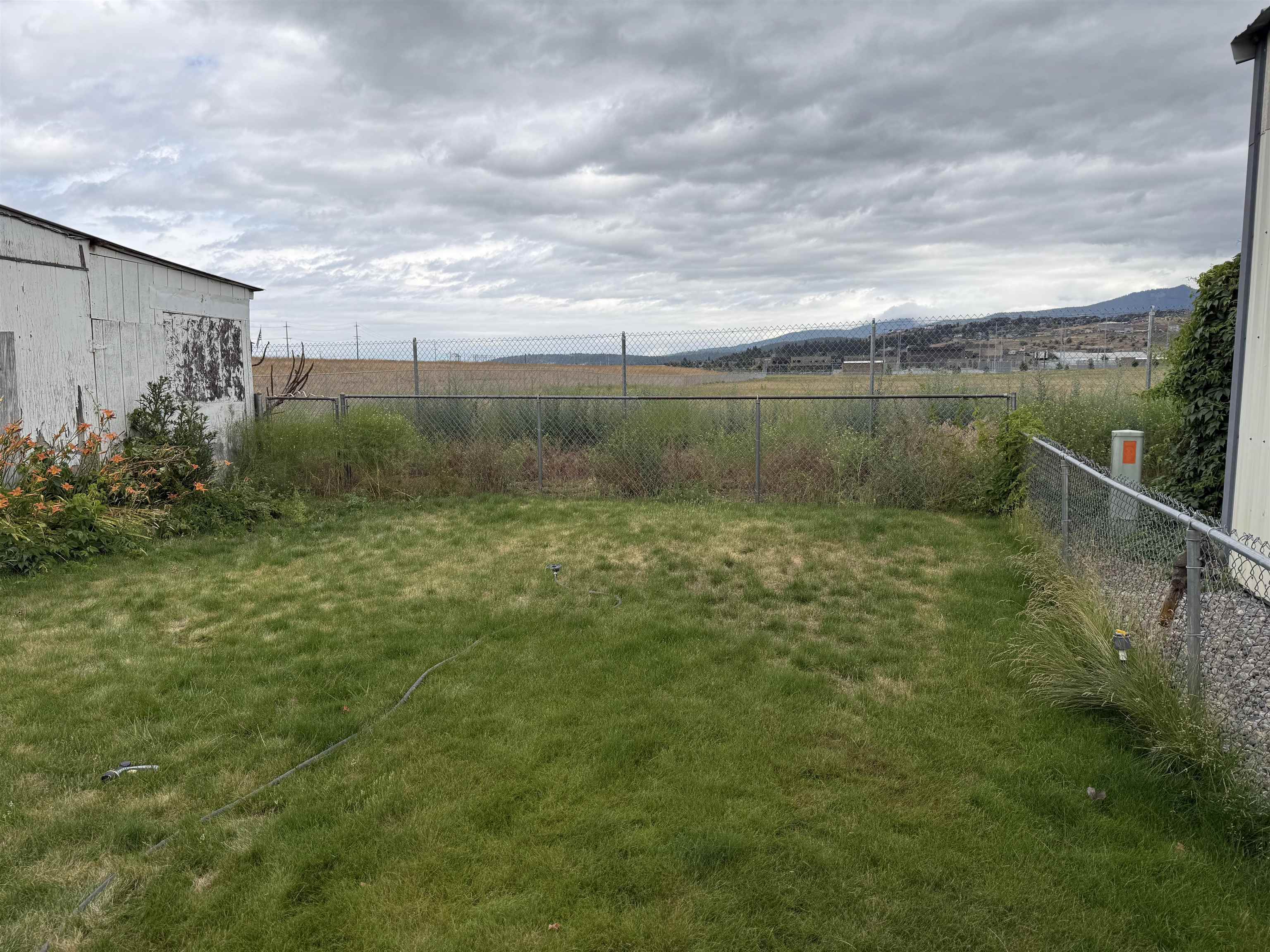 424 N Hodges Rd - Photo 9