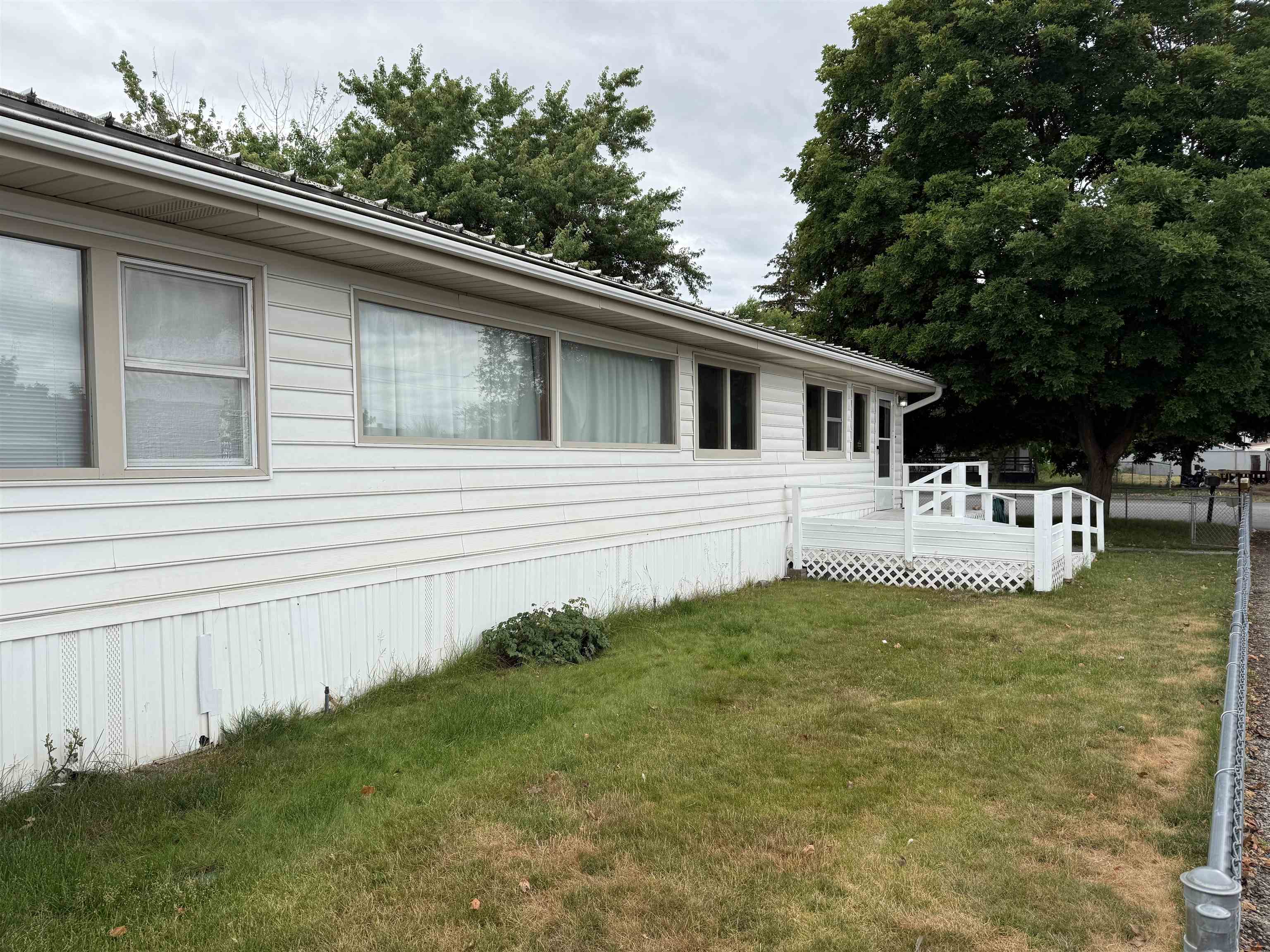 424 N Hodges Rd - Photo 6